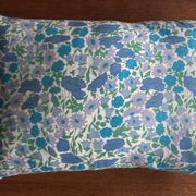 Coussin en vrai Liberty 1960 à fleurs