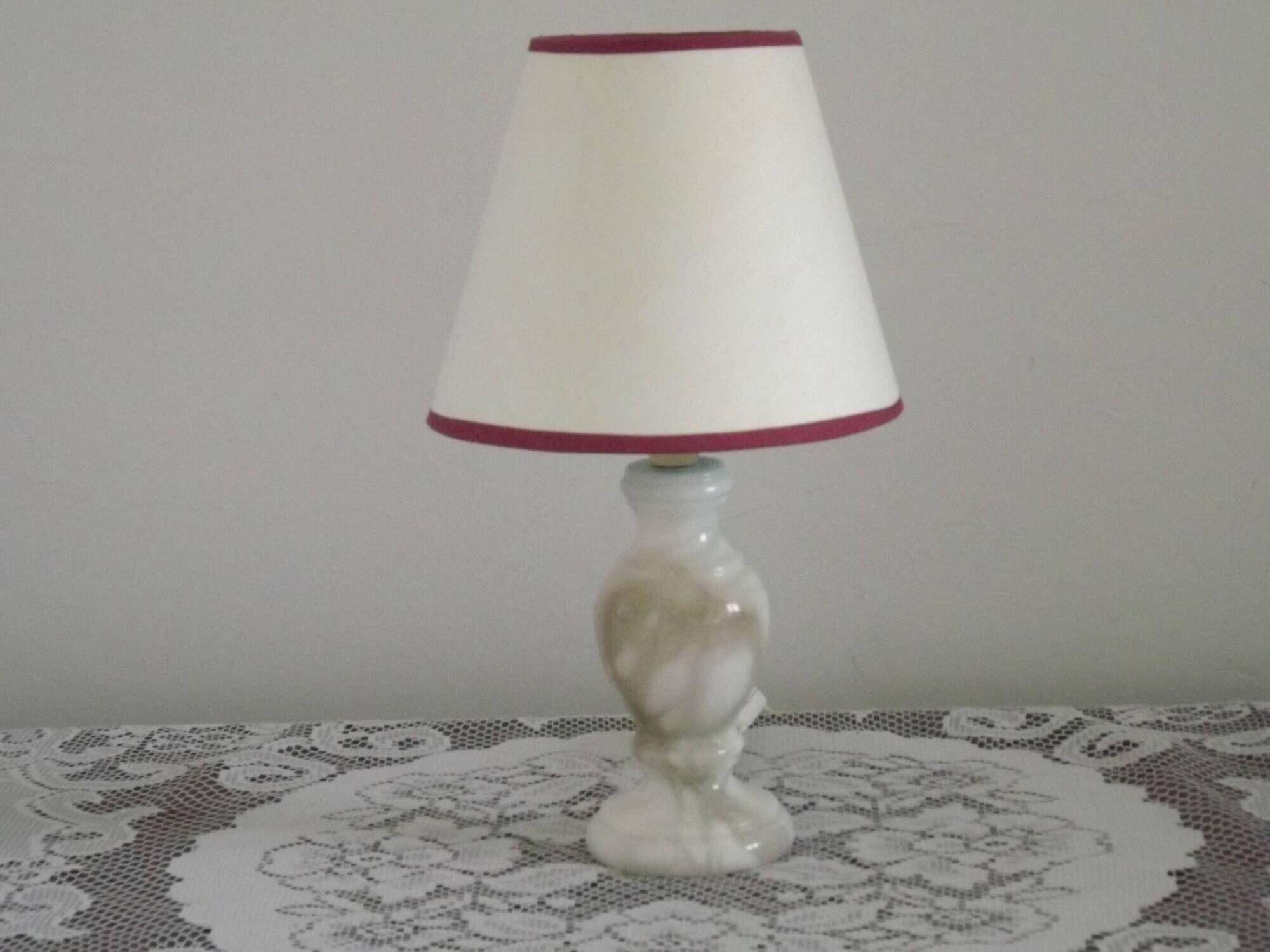 French Vintage Small Marble Table Lamp – Cream with Beige & Blue Veins 5237