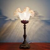 Table lamp in gilded bronze with opalescent glass shade, early 20th century.