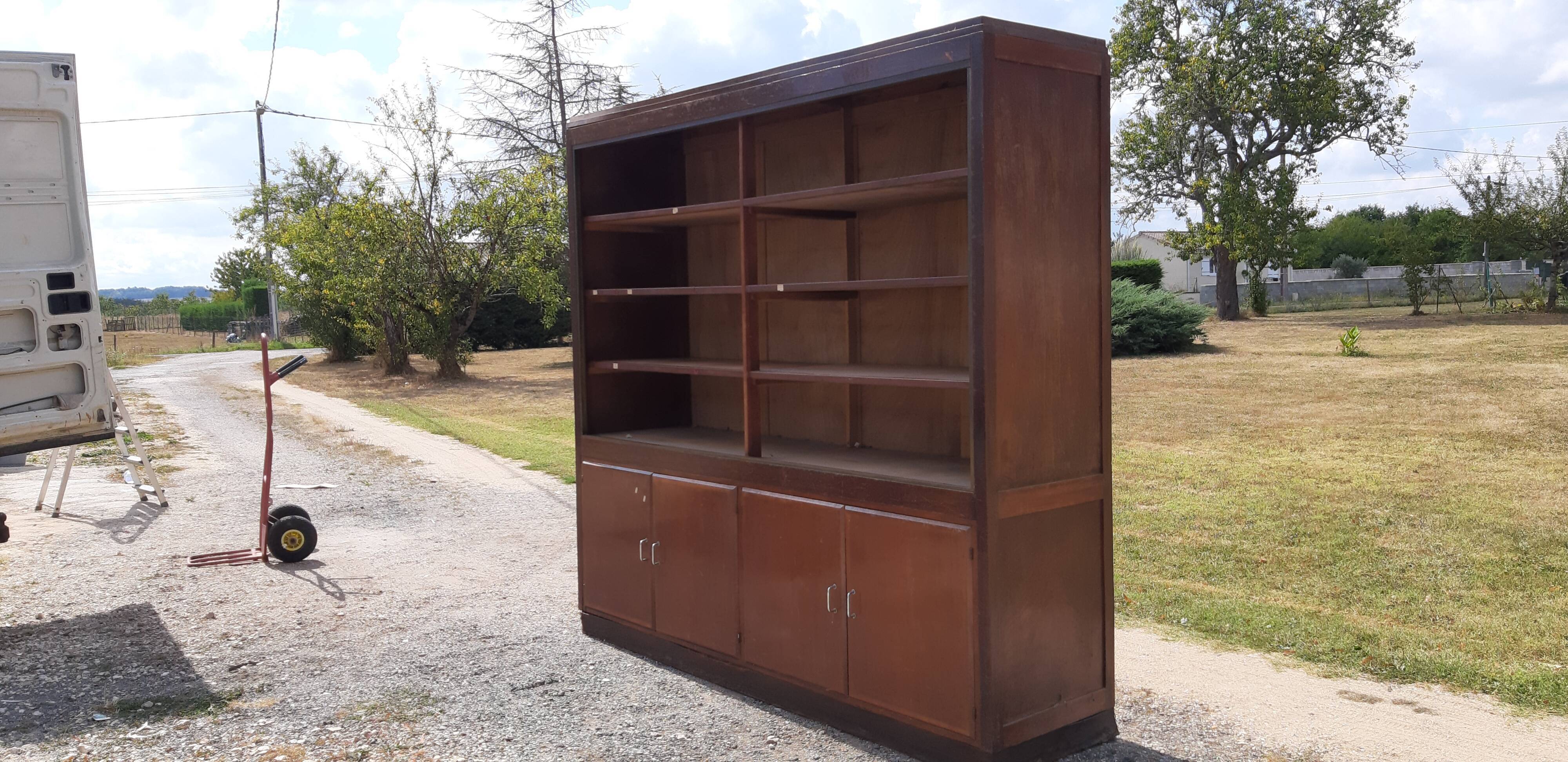Store furniture from the 30s in mahogany and brass