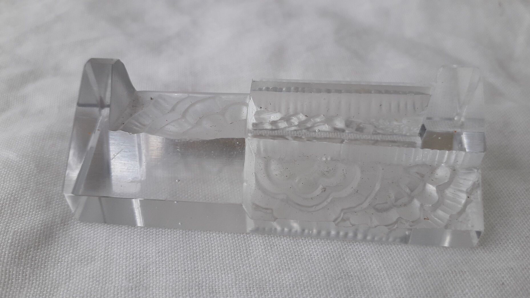 12 Art Deco style knife holders