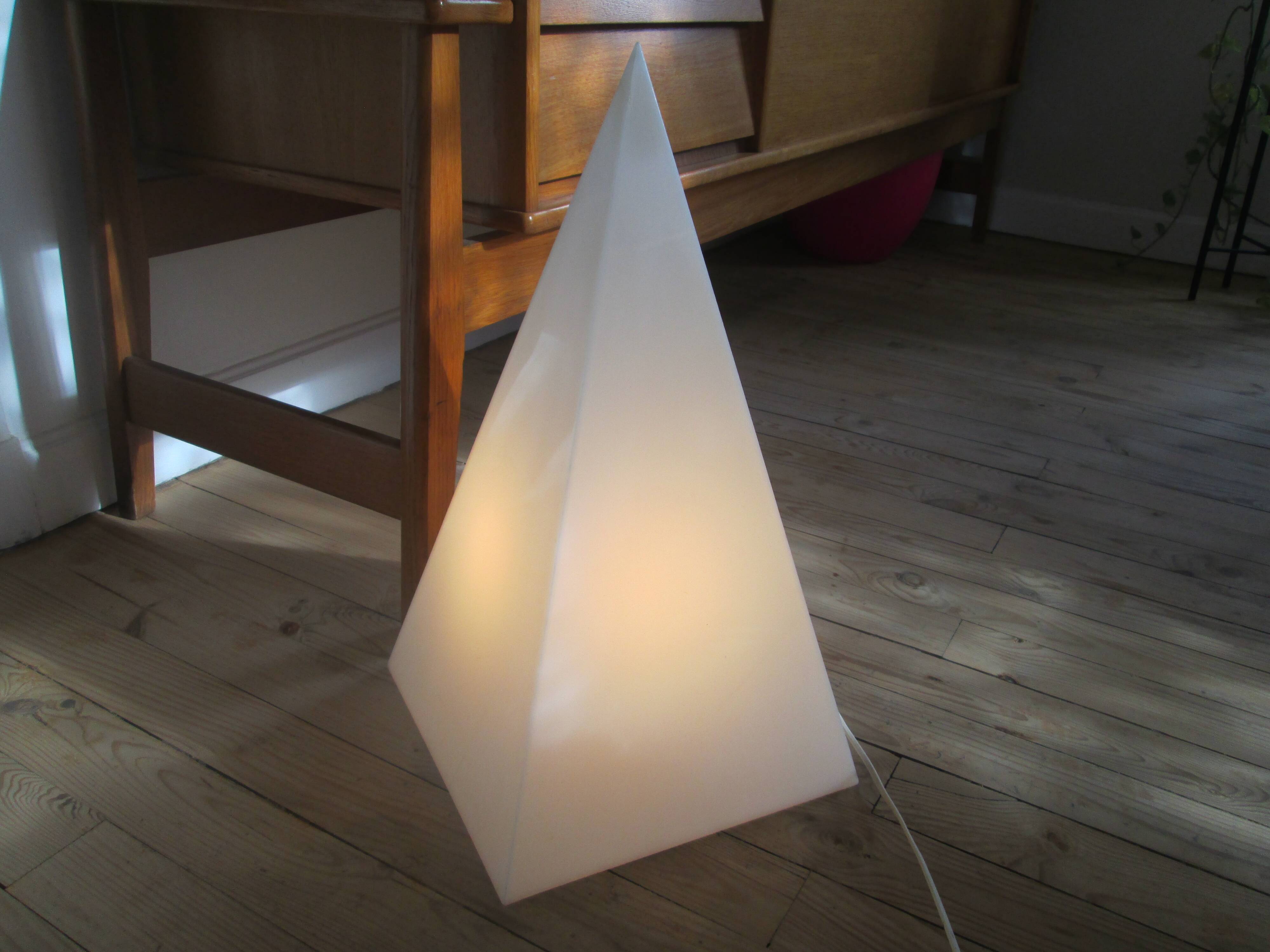Pyramid lamp by Harco Loor 1980