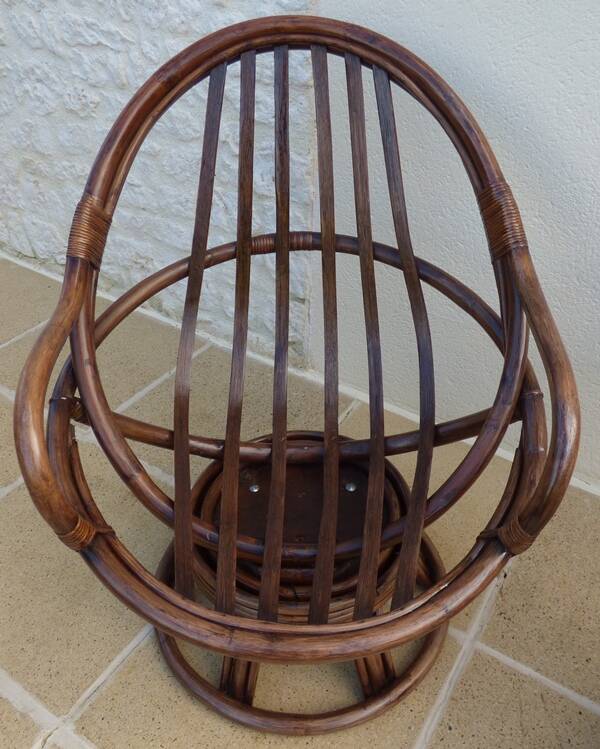 2 chic rattan armchairs in a completely restored style without cushions - Excelle