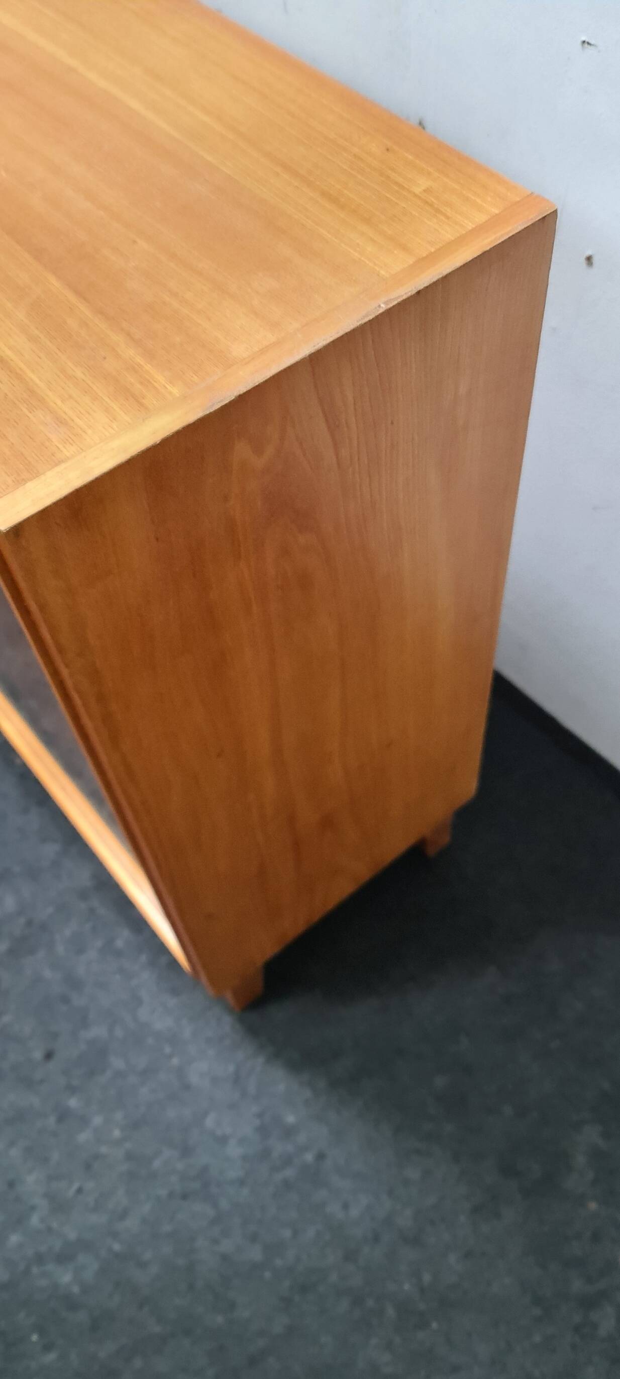 Buffet vintage allemand de Gela Modell