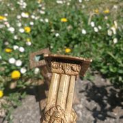 Financial-style candle holders in gilded bronze