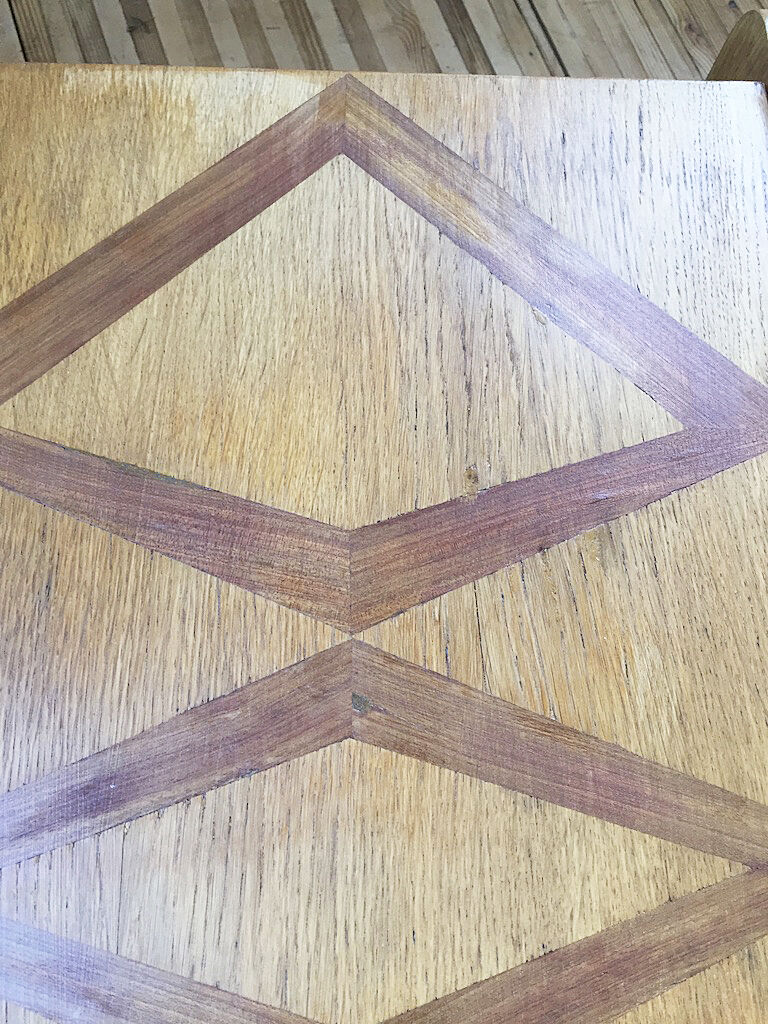 Coffee table door review