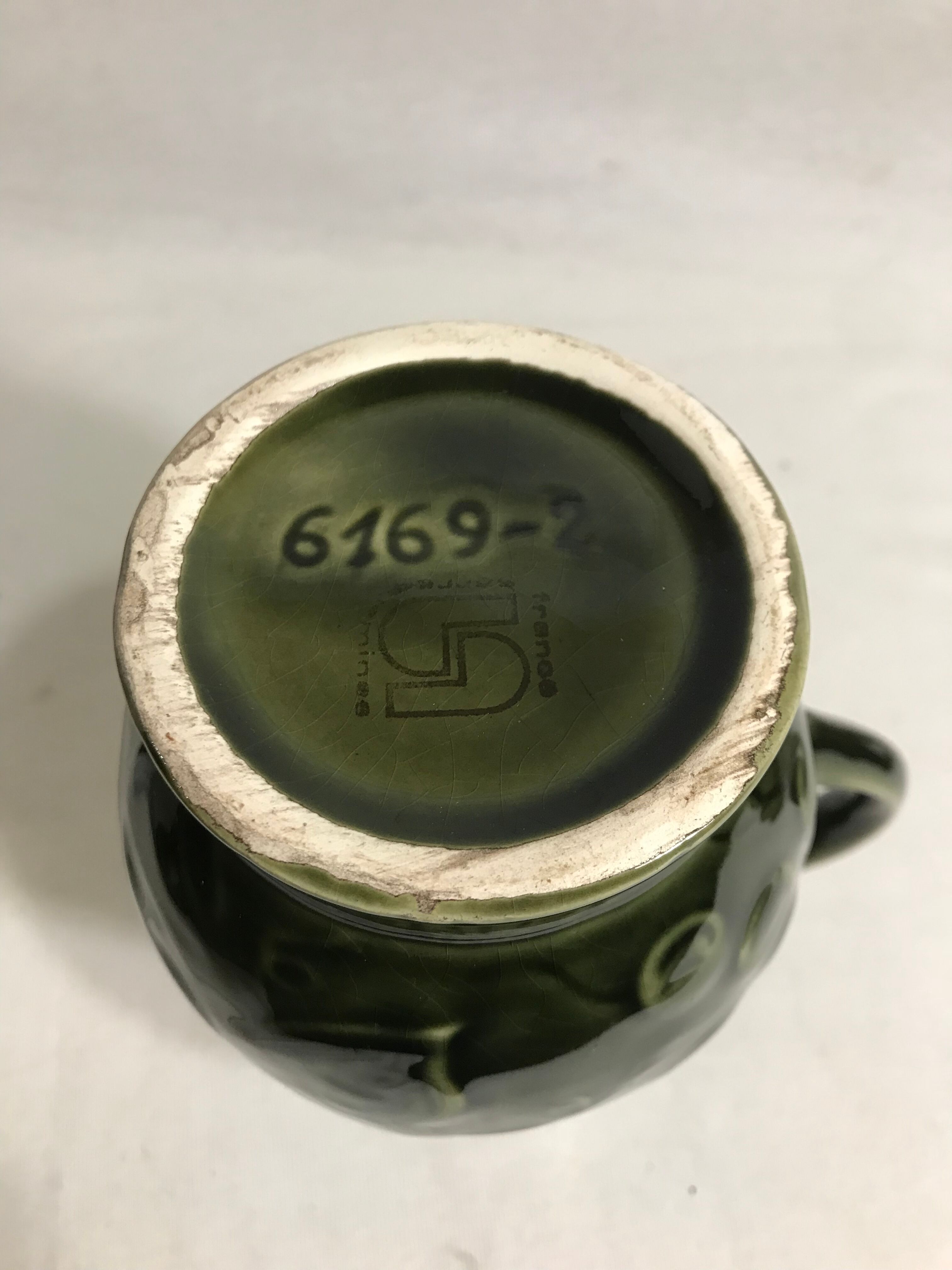 Lot 3 old pitcher SARREGUEMINES FRANCE ceramic green kitchen Vintage