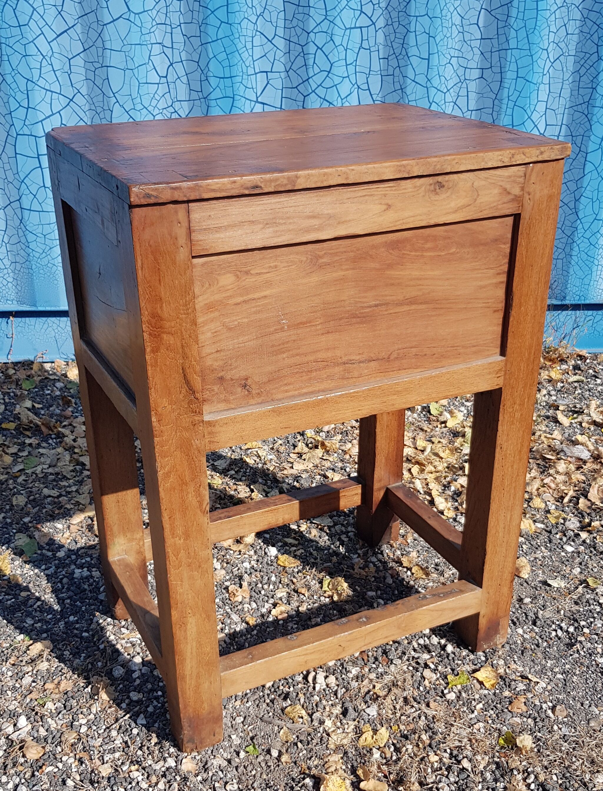Old log / artisan furniture in solid teak