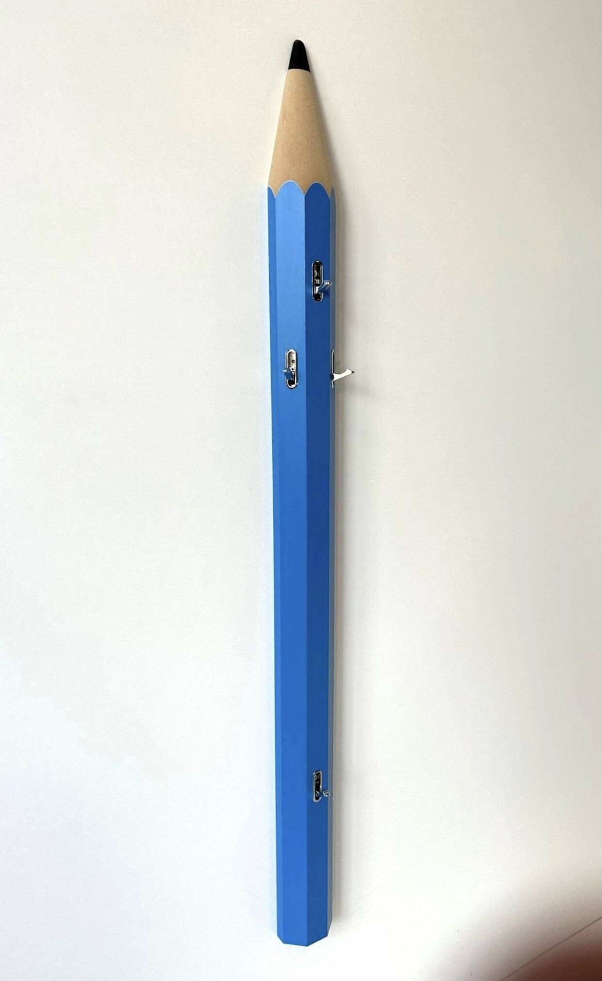 Pencil coat rack