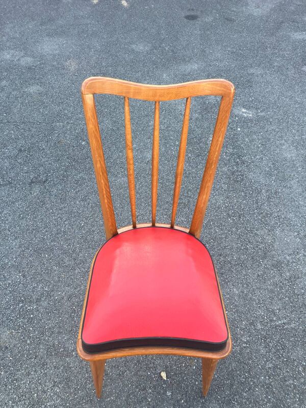 Lot de cinq chaises bistrot bois et imitation cuir style charles ramos baumann