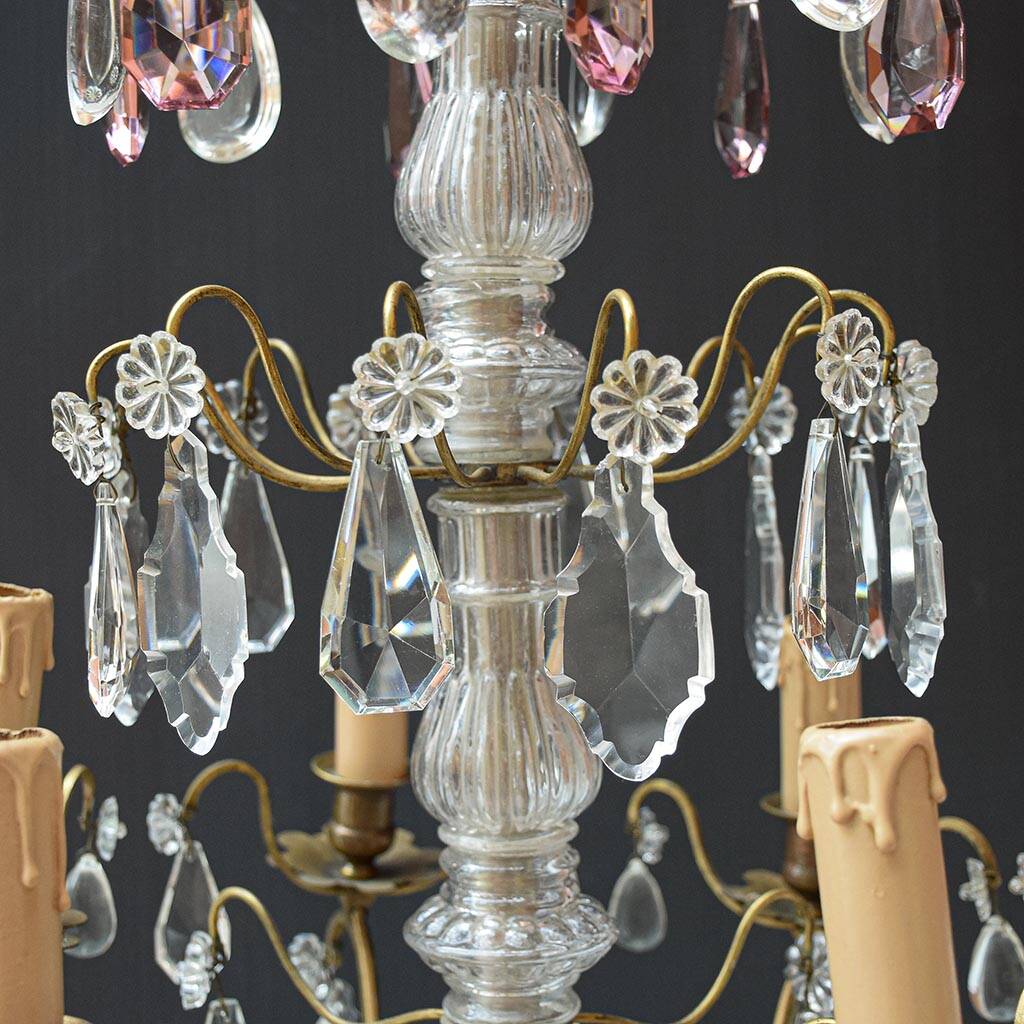 Chic lustre à pampilles bronze doré 6 feux enfilage verre ancien