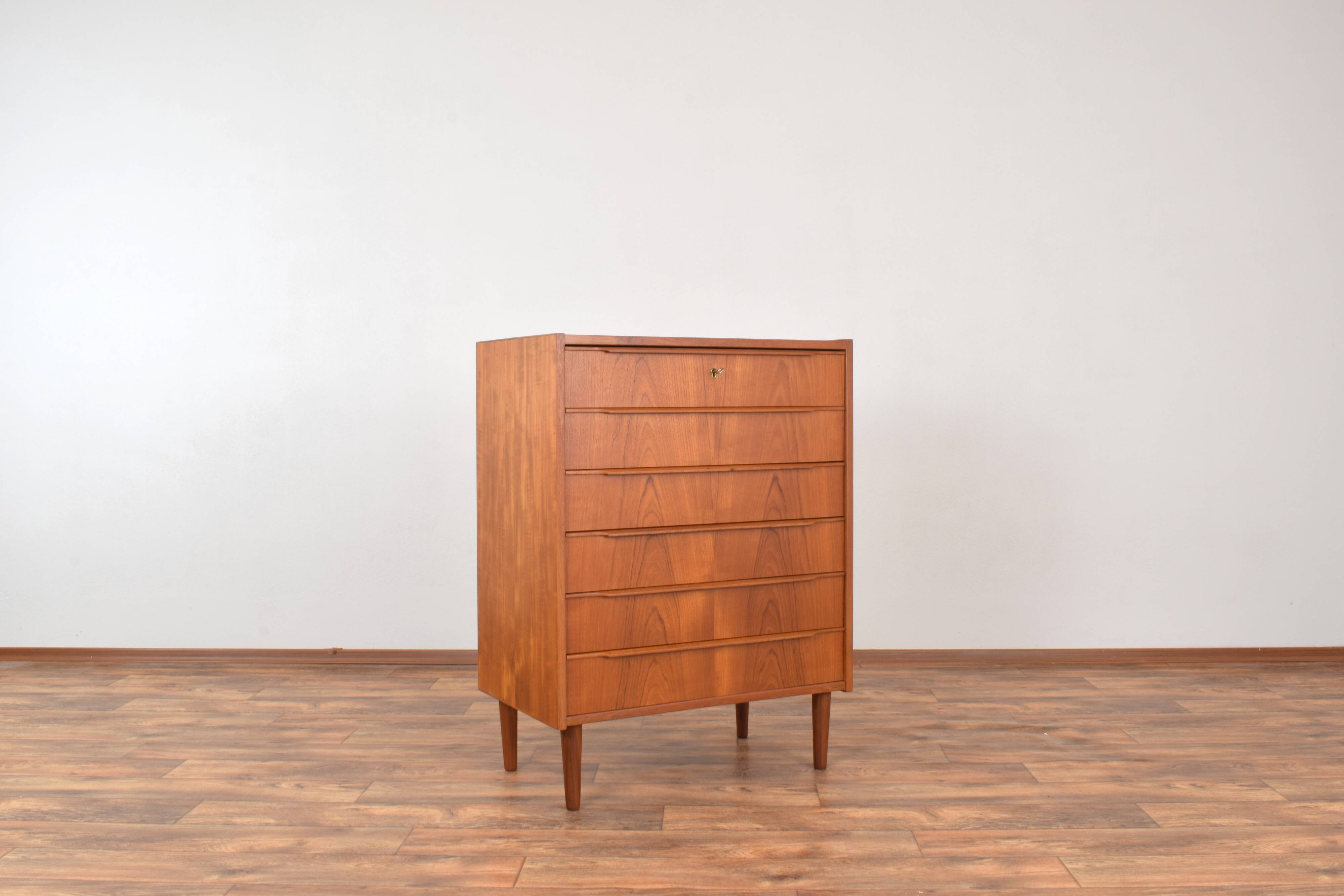 Mid-Century Danish Teak Chest of Drawers, 1960s