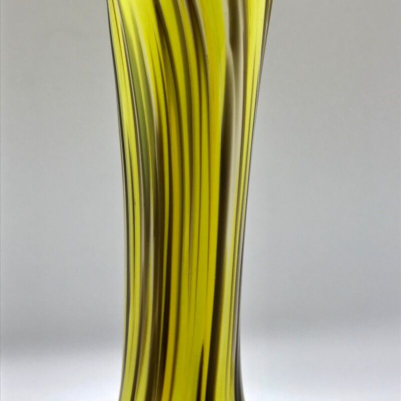 Clichy vase