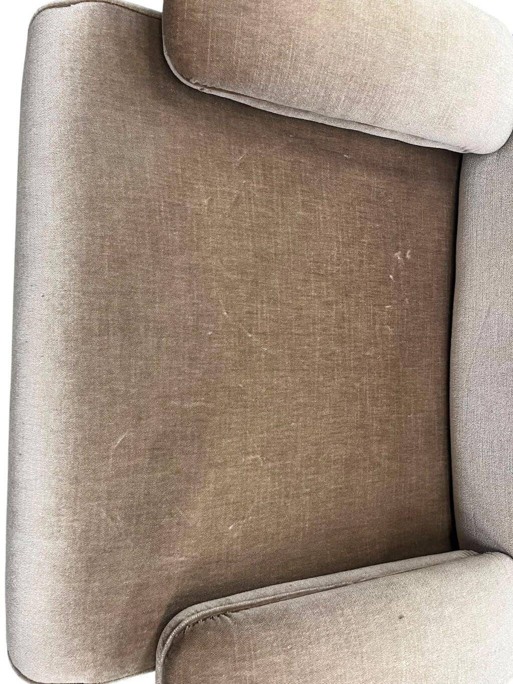 Beige vintage style lounge chair/armchair