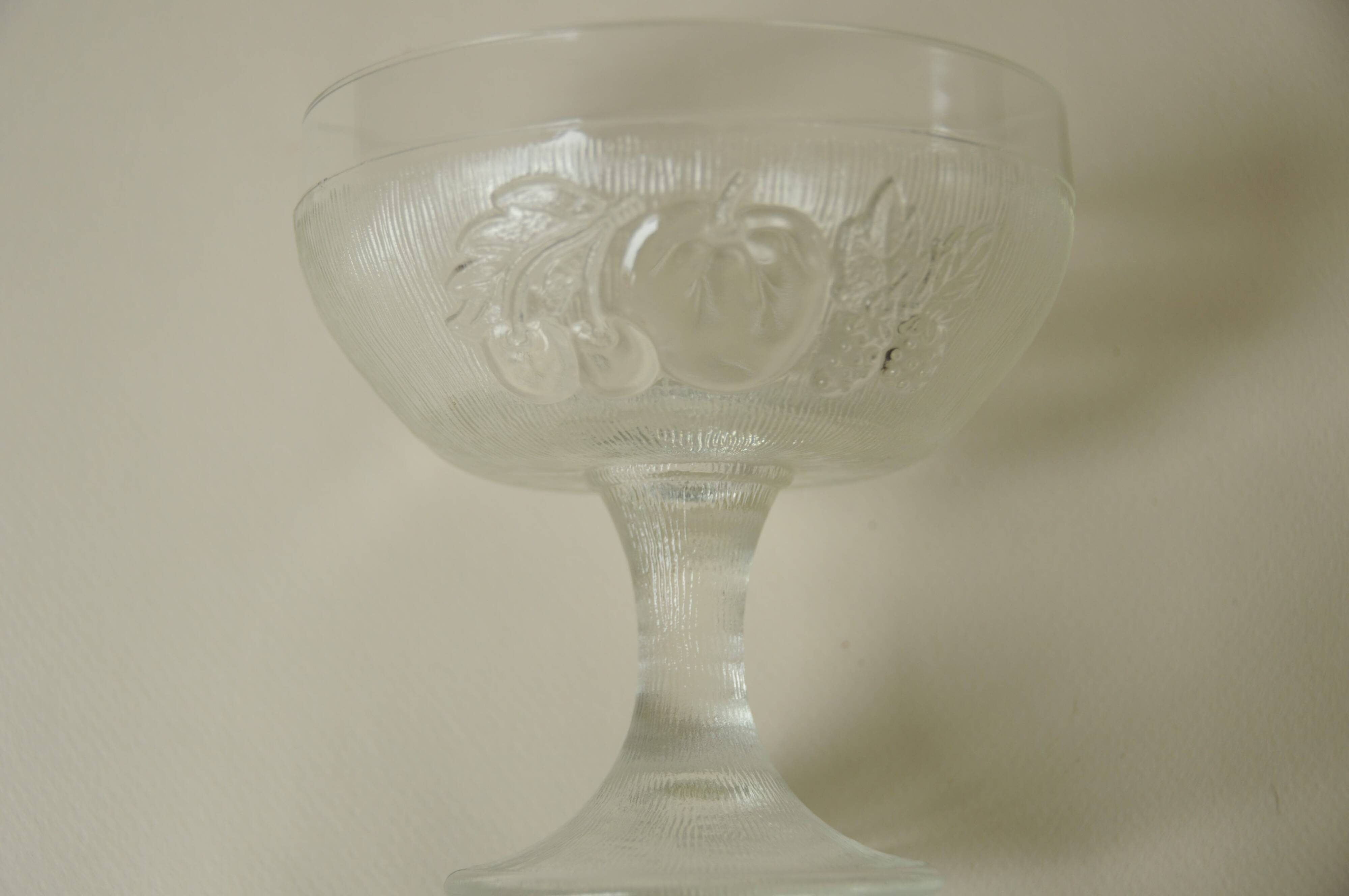 Vintage footed dessert bowls in molded glass - fruit motifs