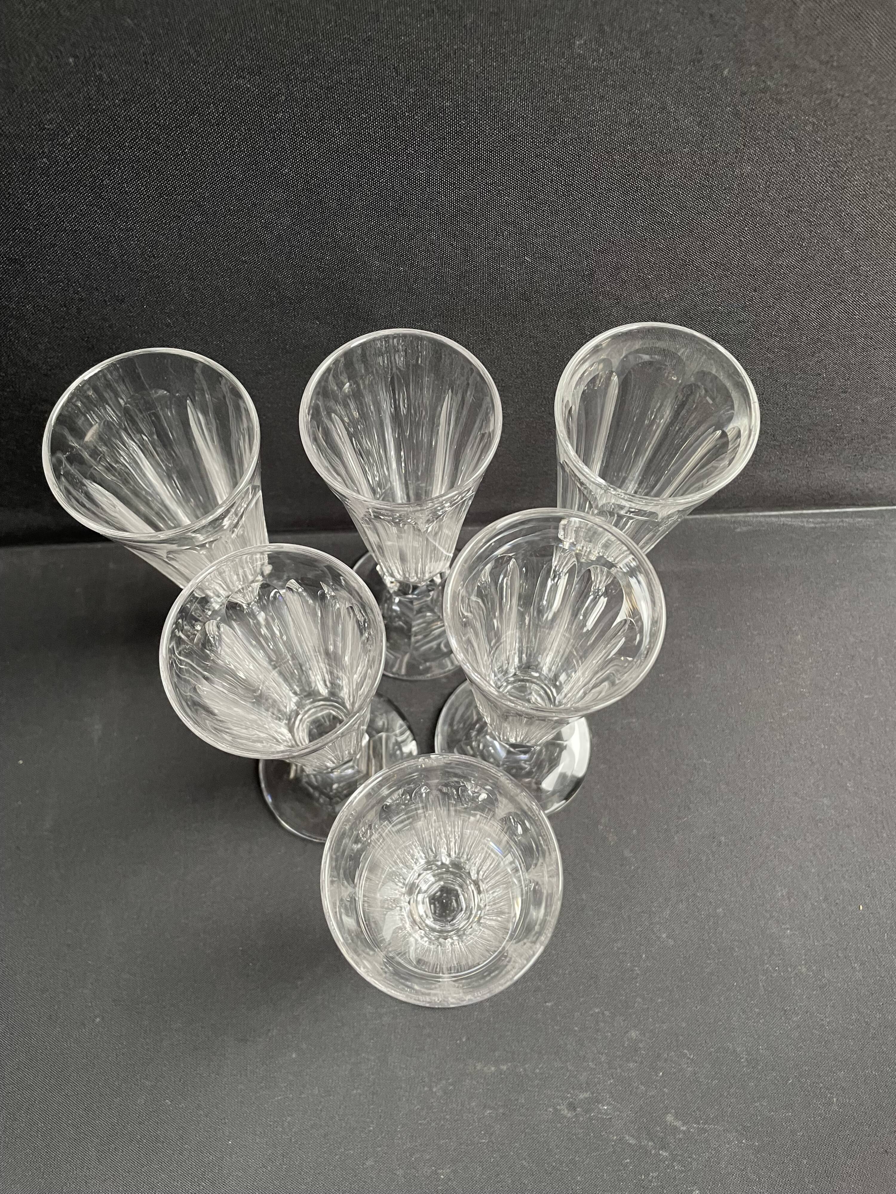 6 Baccarat/Saint Louis champagne flutes - 19th century