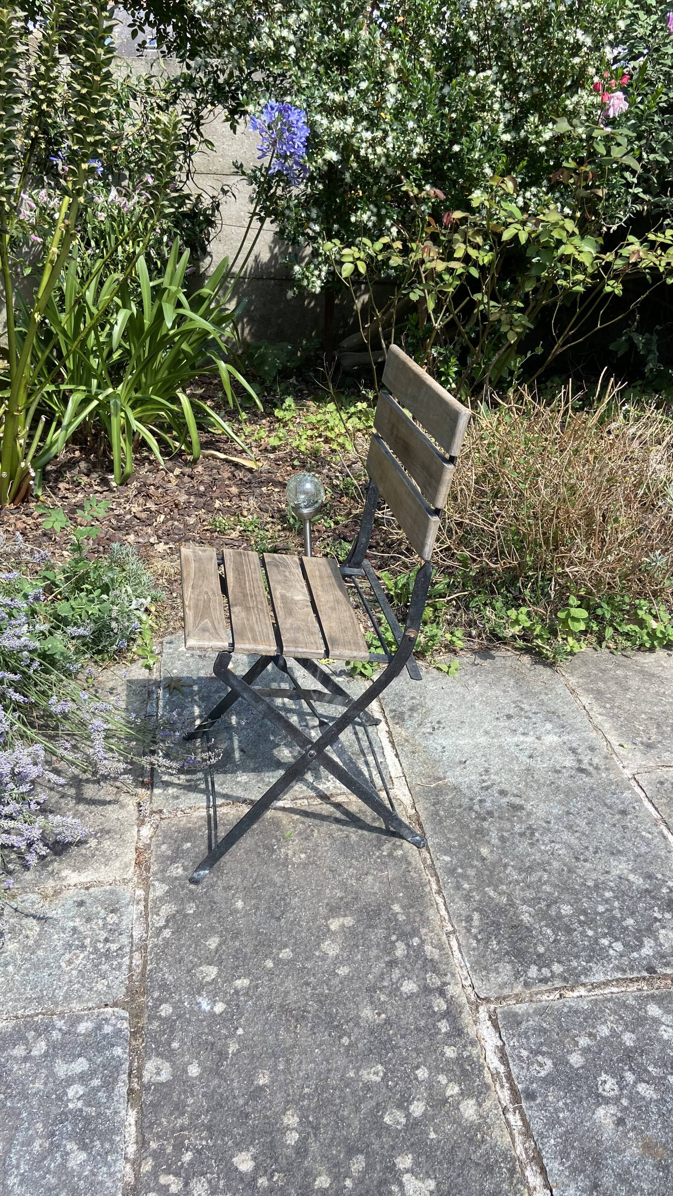 Chaise de jardin pliante bois et fer forgé