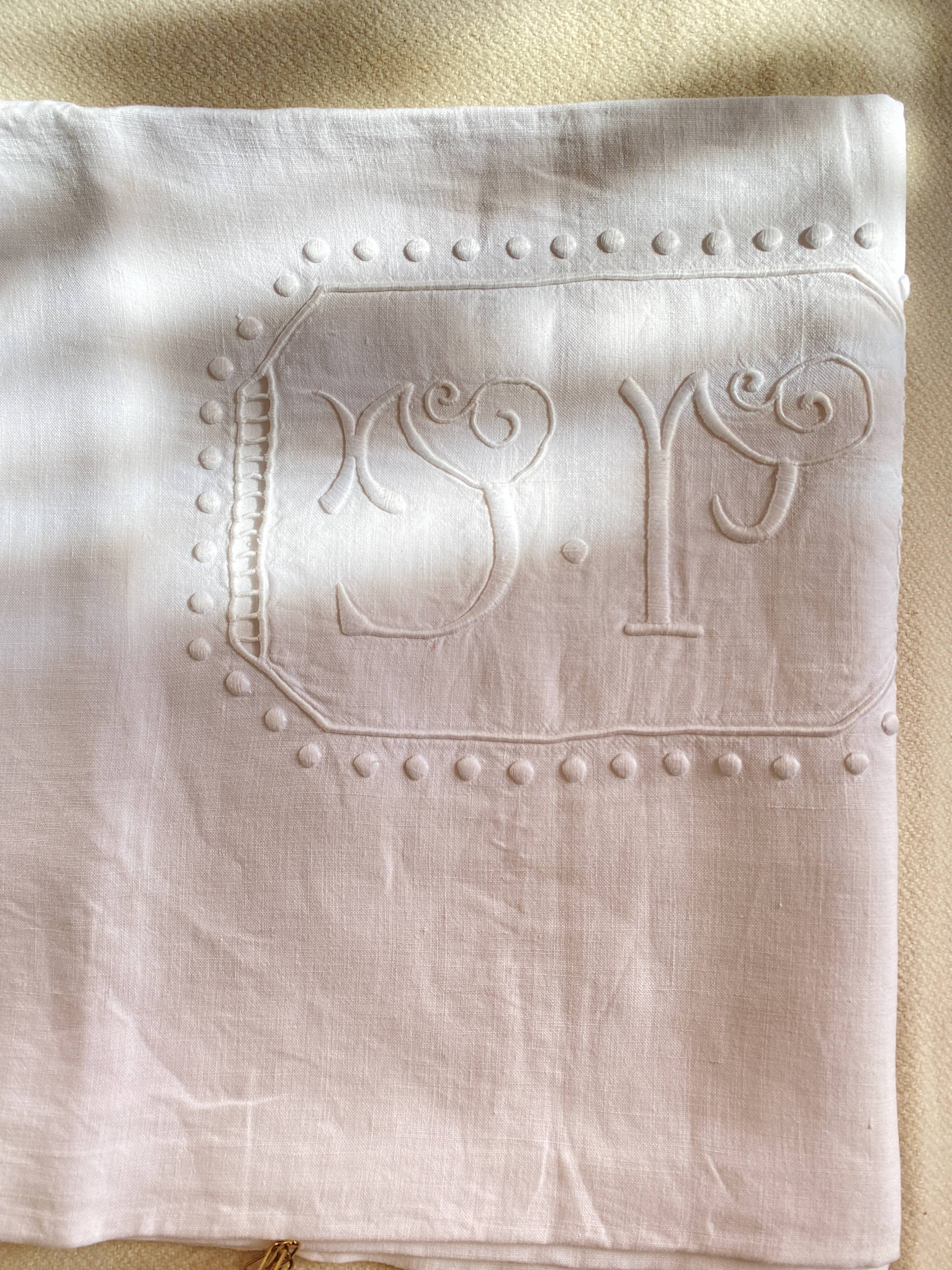 Drap monograme Jp en lin