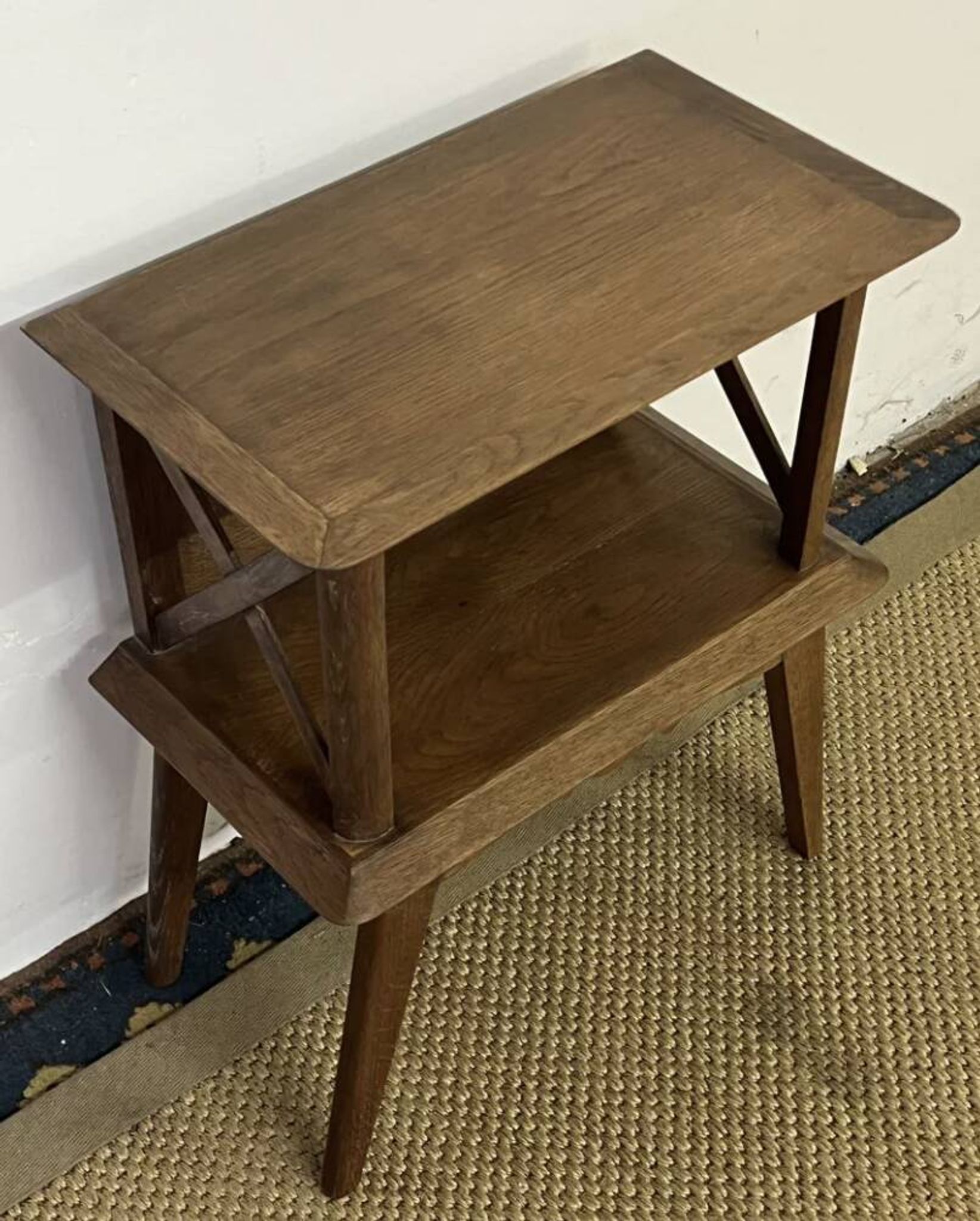 Table de chevet à croisillons, pieds compas vintage