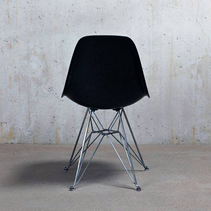 Vintage Chair • DSR • Charles & Ray Eames • Herman Miller • 1960s
