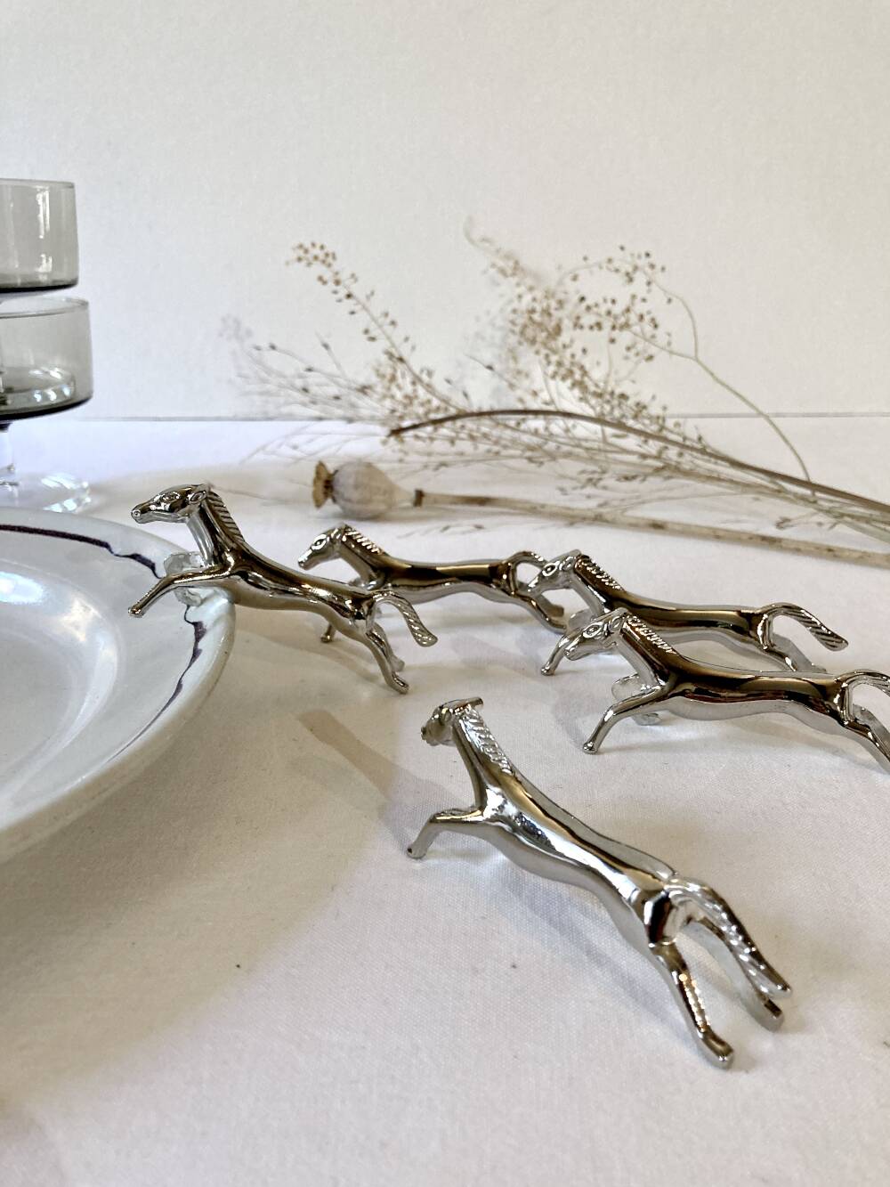 5 silver-plated knife rests in the shape of a horse. 1960s