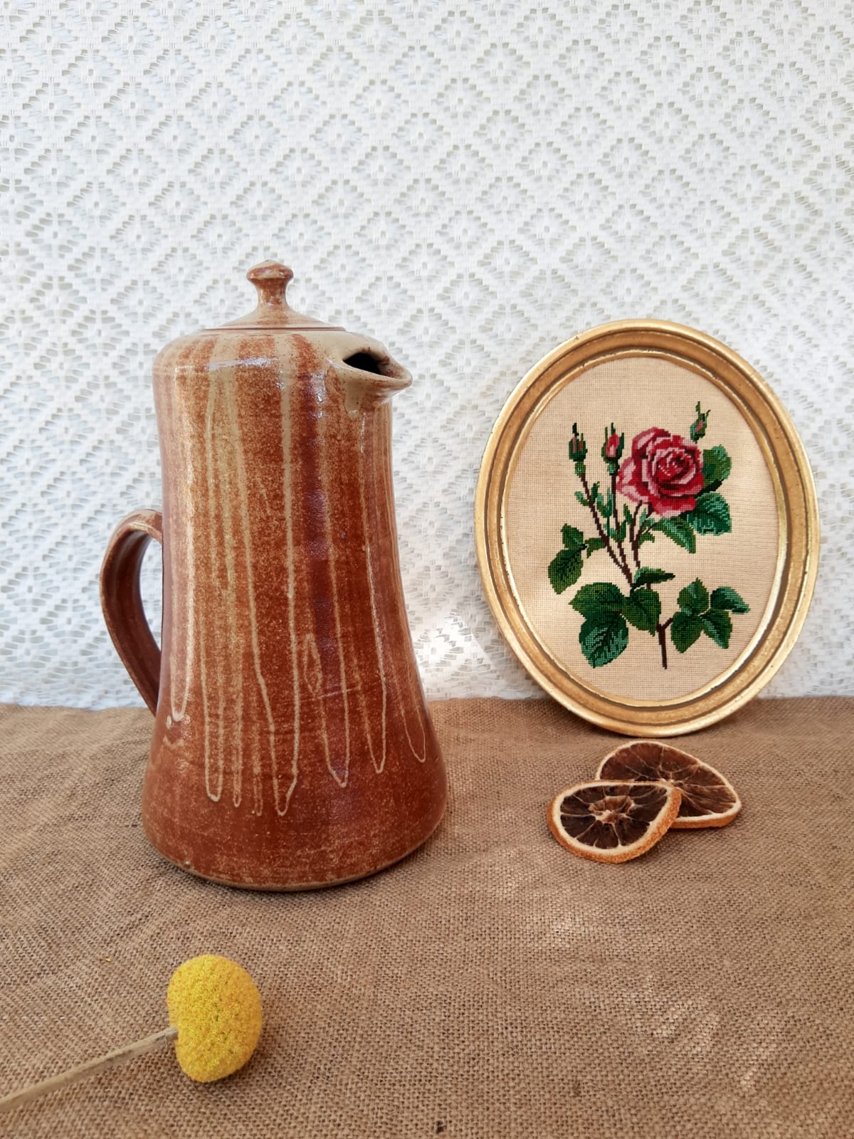 Cafetière, carafe en grès signée