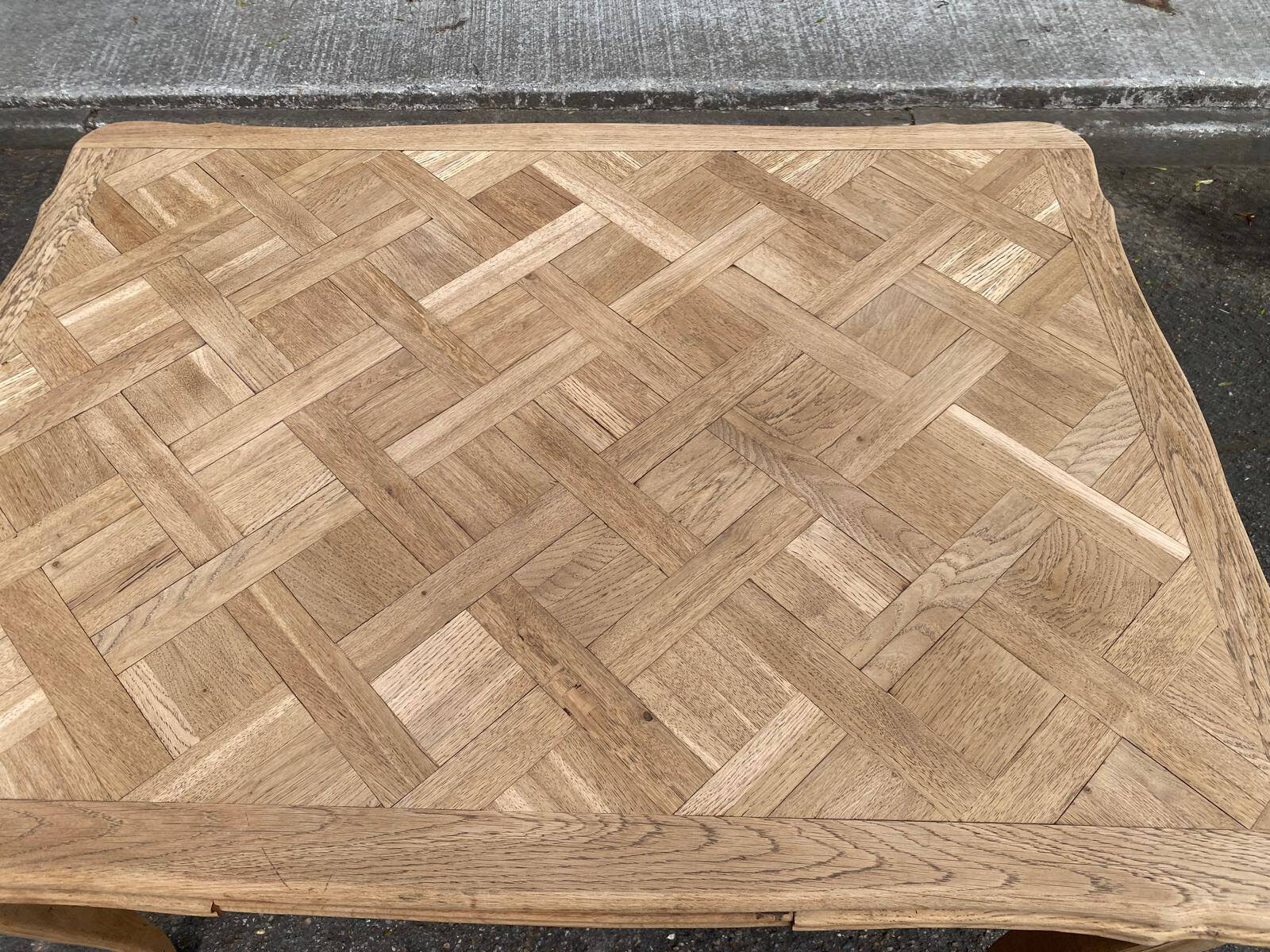 Renovated Louis XV extendable dining table in solid oak 120-200cm