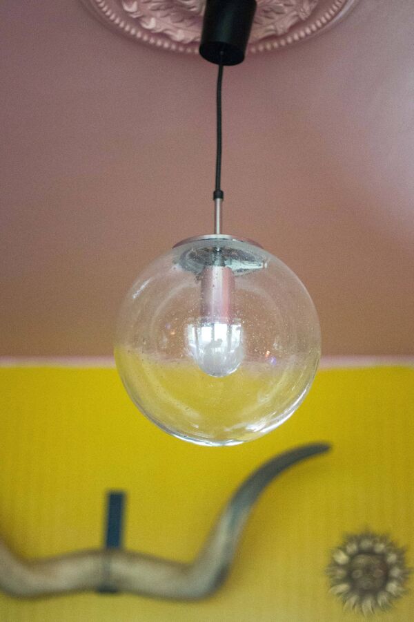 Suspension Glashütte Limburg vintage , boule verre bullé, lampe de plafond, lustre boule