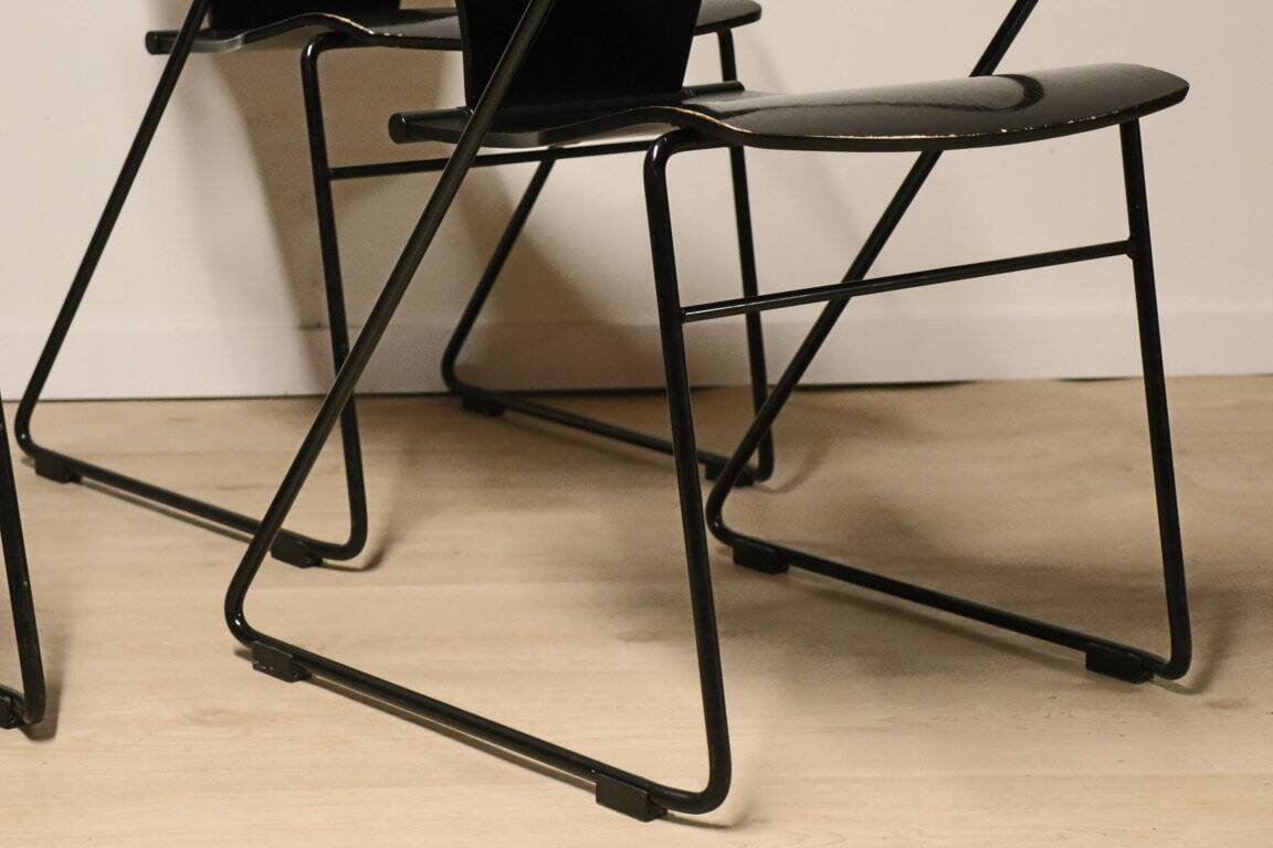 Série de 6 chaises EGOA 300 par Josep Mora - 1980