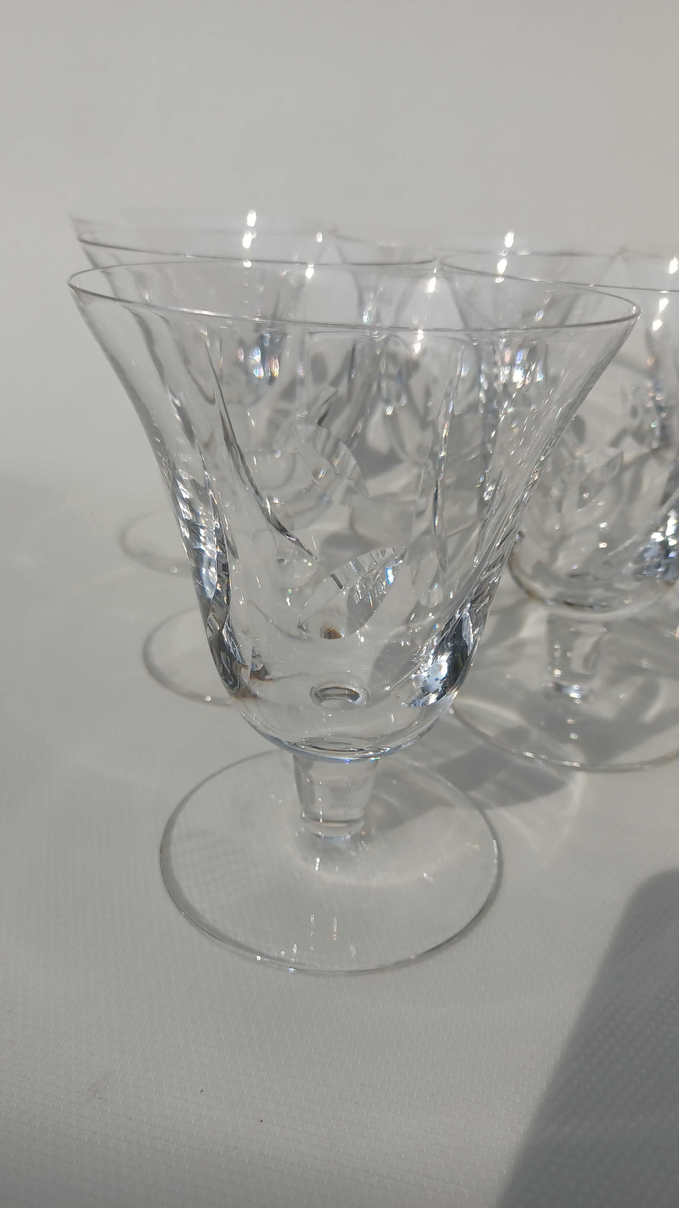 6 glasses of Saint Louis crystal wine. Around 1970.