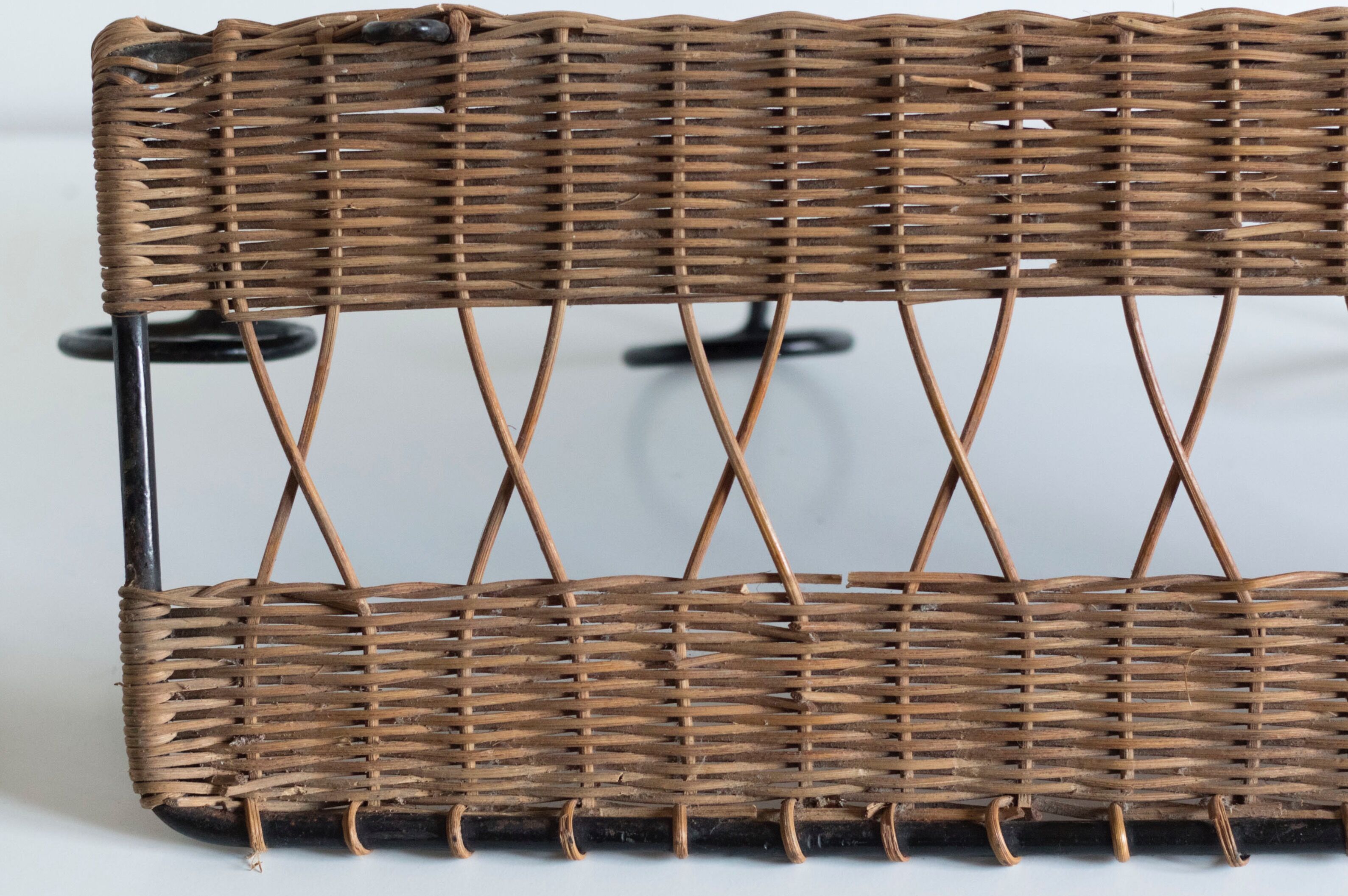 Coat rack 4 hooks in vintage rattan