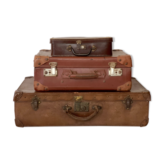 Set of 3 vintage suitcases