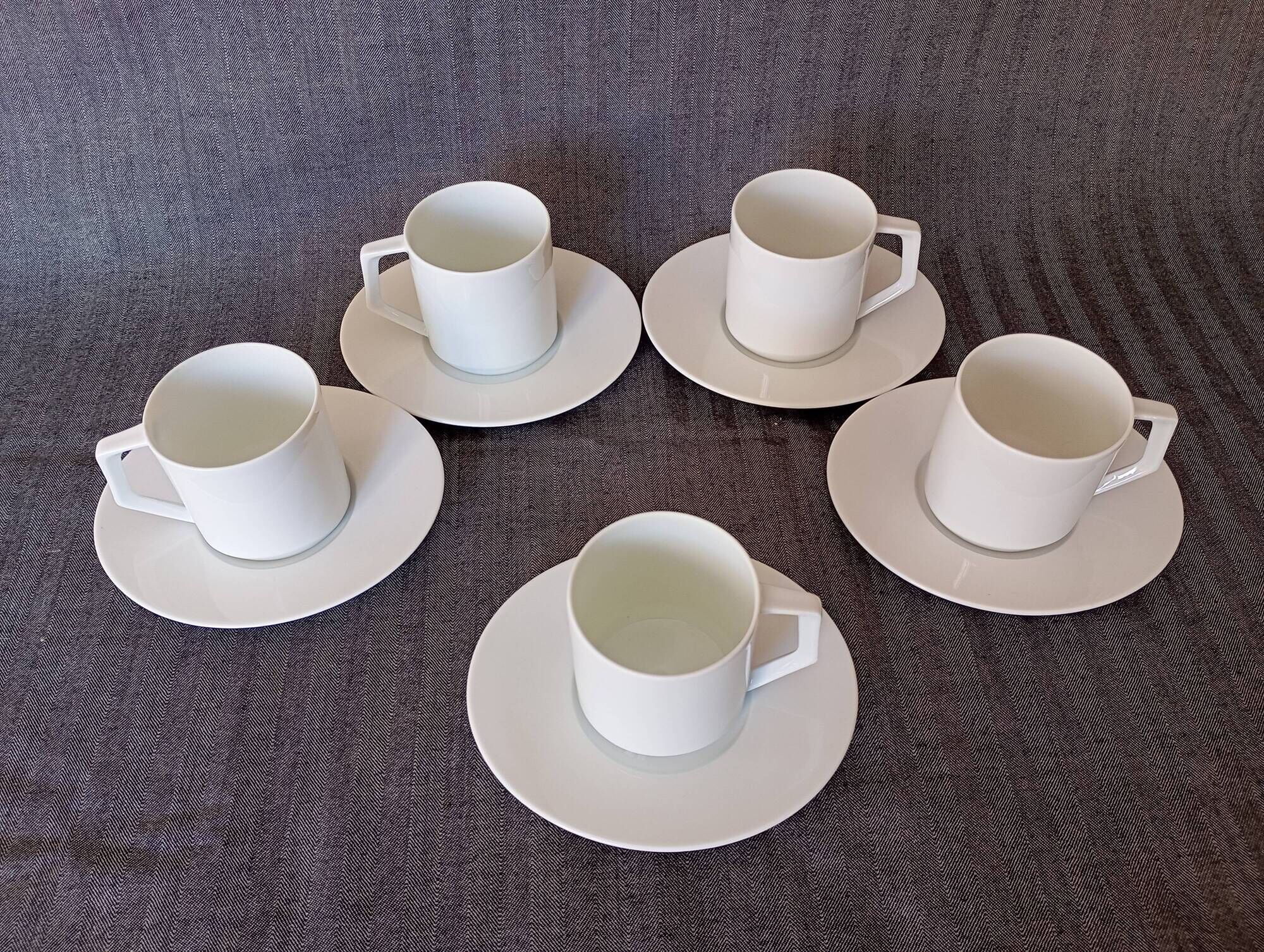 Moka cups in porcelain from Manufacture Royale (Limoges)