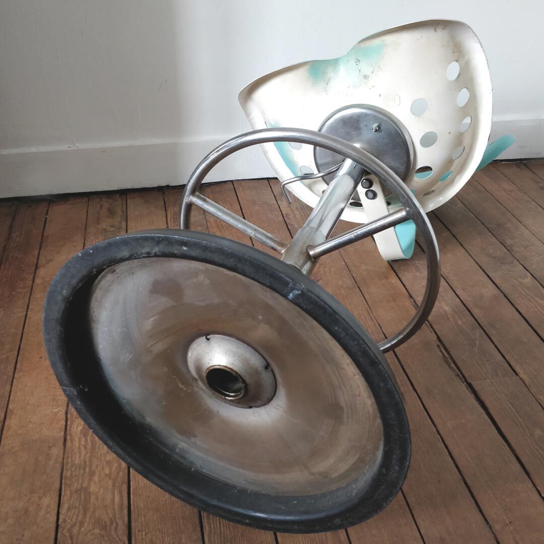 Etienne Fermigier tractor reaper stool