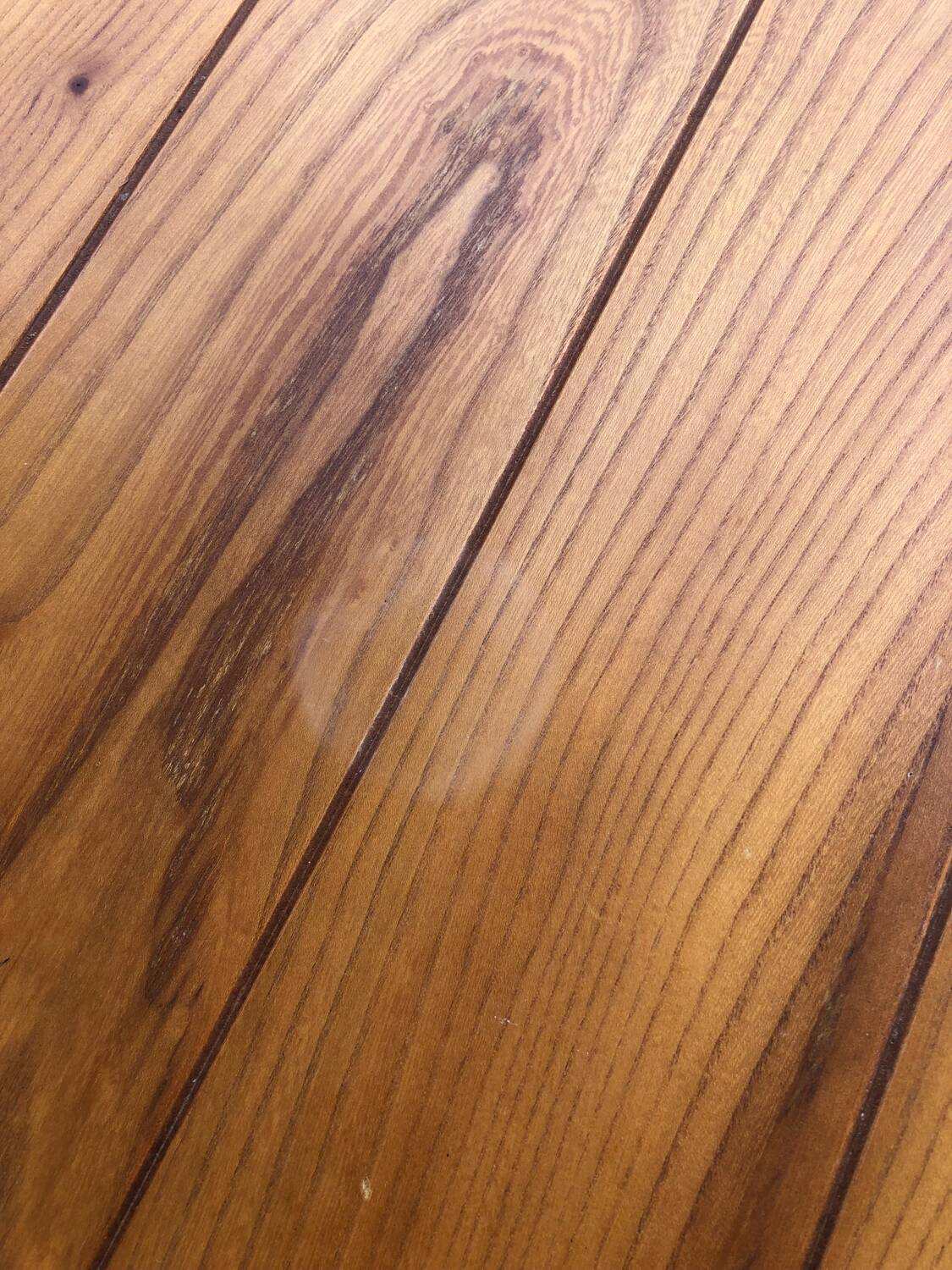 Maison Regain table and 4 chairs