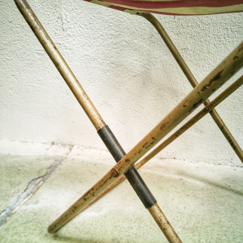 Folding camping chair