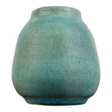 Mid-century German minimalist studio pottery vase by Lu and Gerd Grove, 1964.