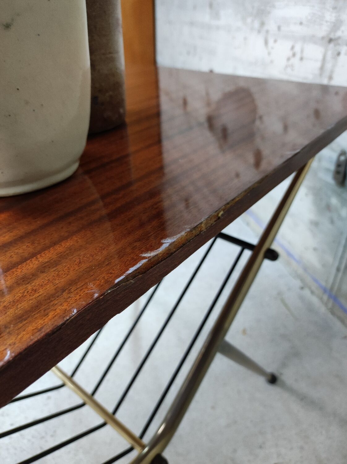 Vitnage coffee table