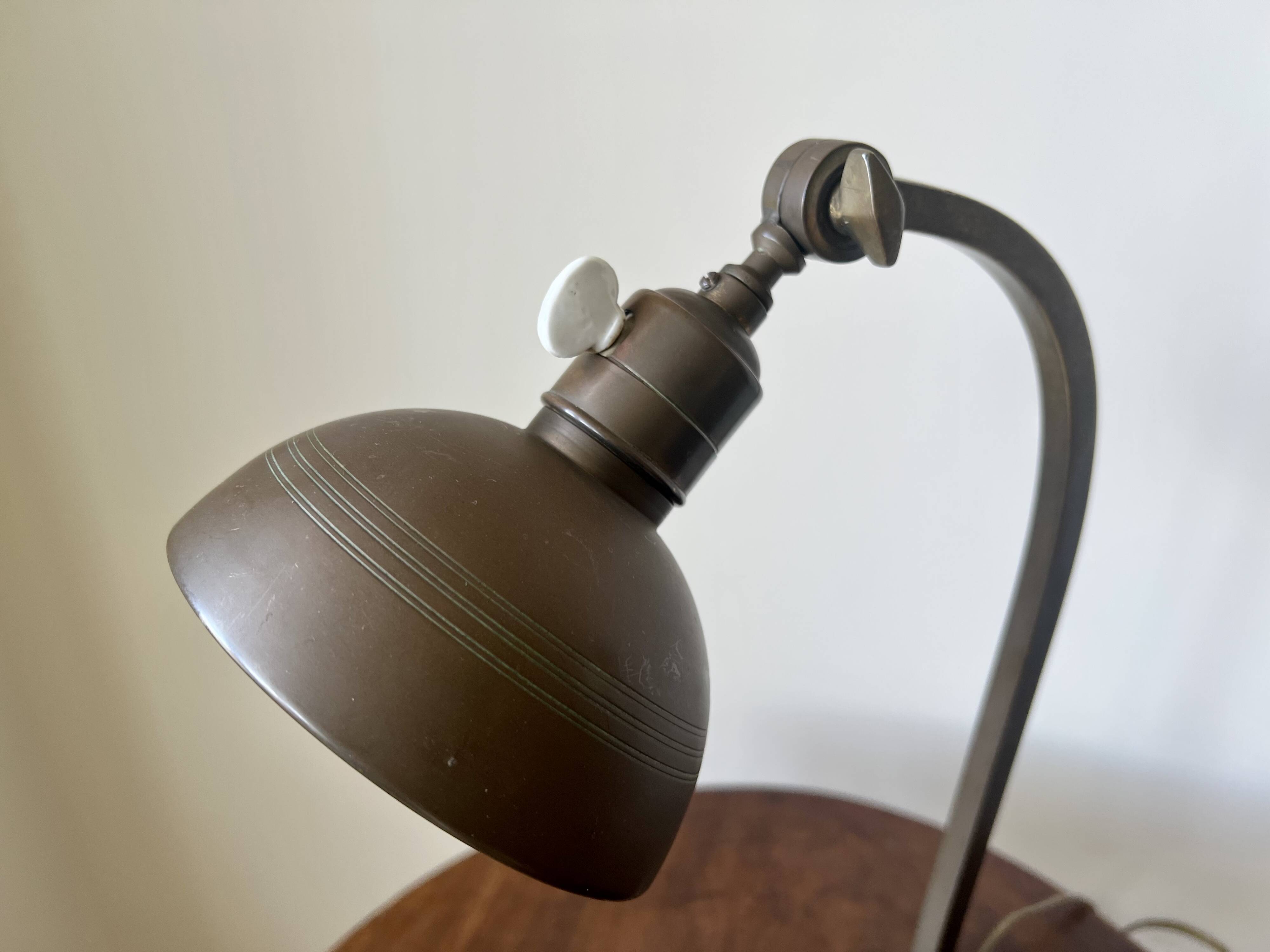 Art Deco brass table lamp, early 20th Century