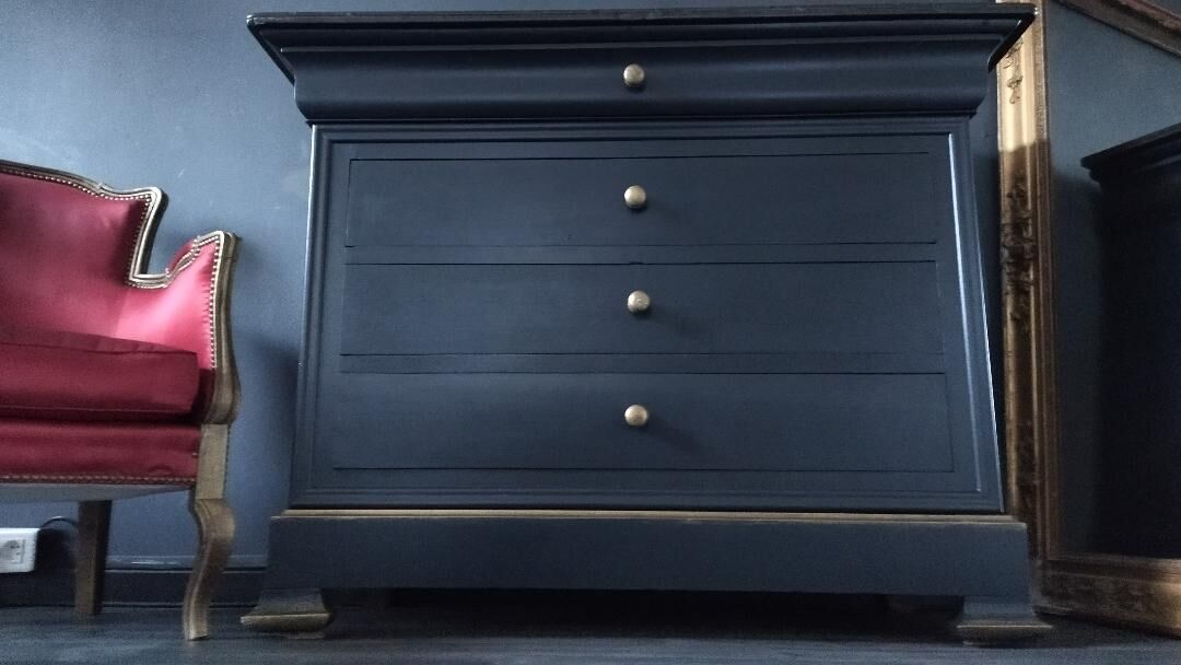 Louis Philippe chest of drawers