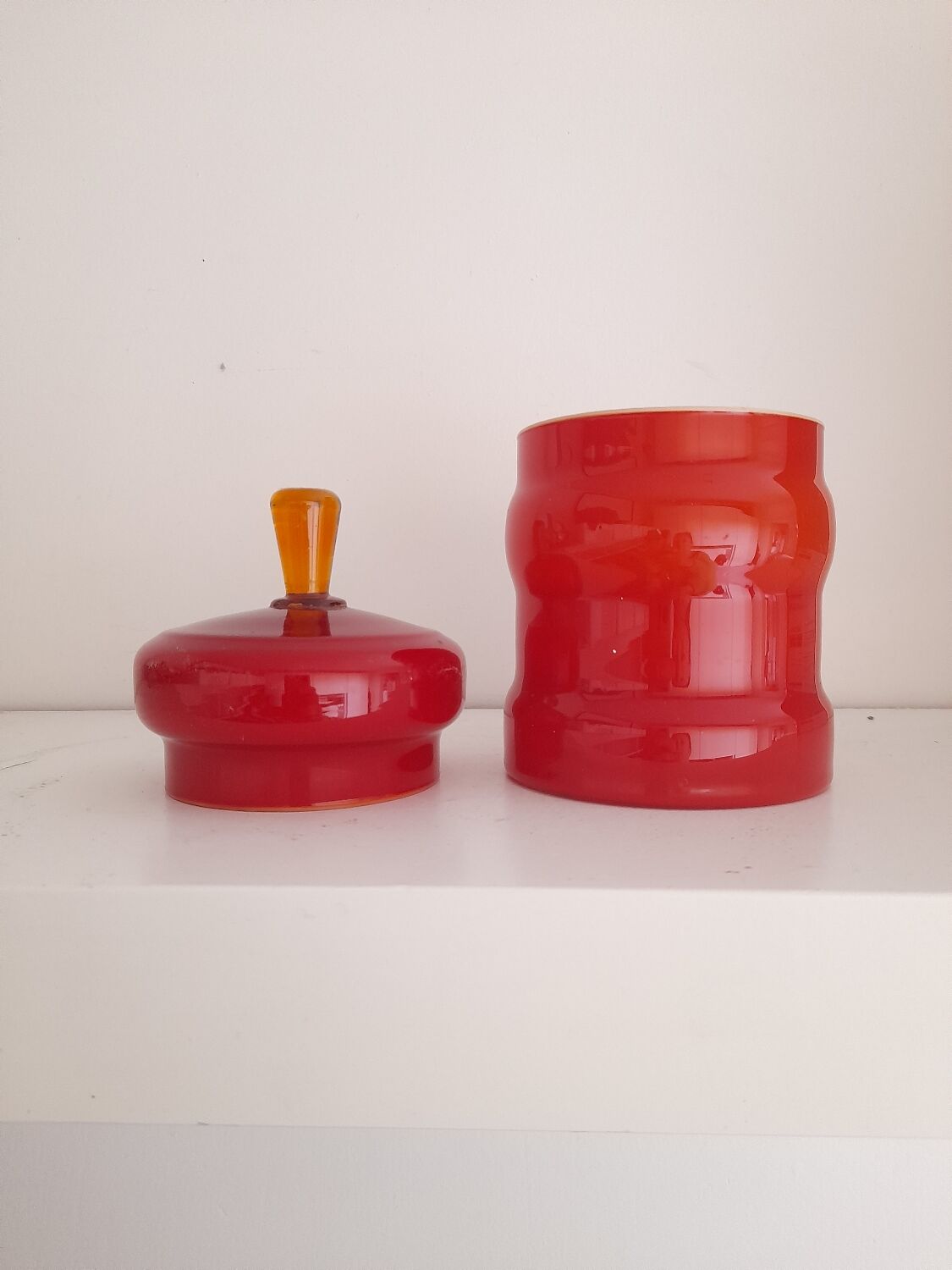 Italian candy box in red opaline