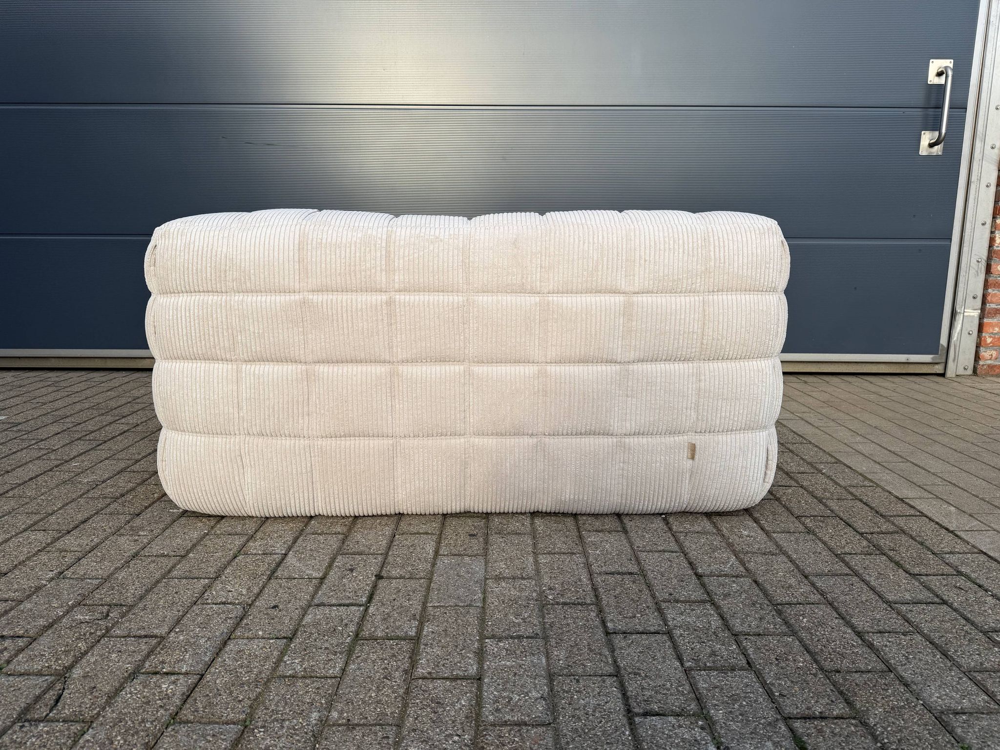 Ligne Roset Kashima 2 places Beige Velours côtelé