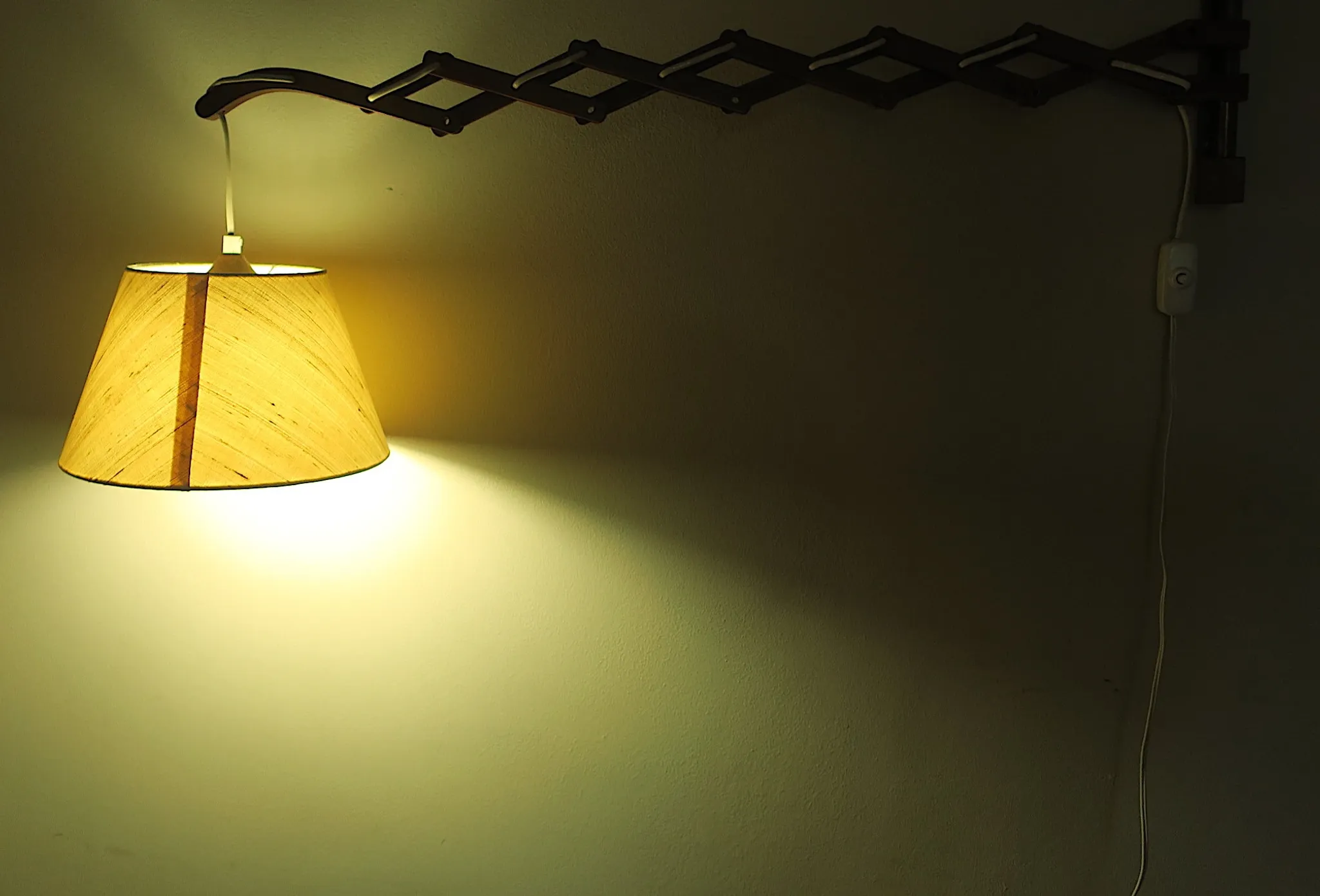Large concertina scissor wall light in teak by Eric Hansen  Denmark 1960s
