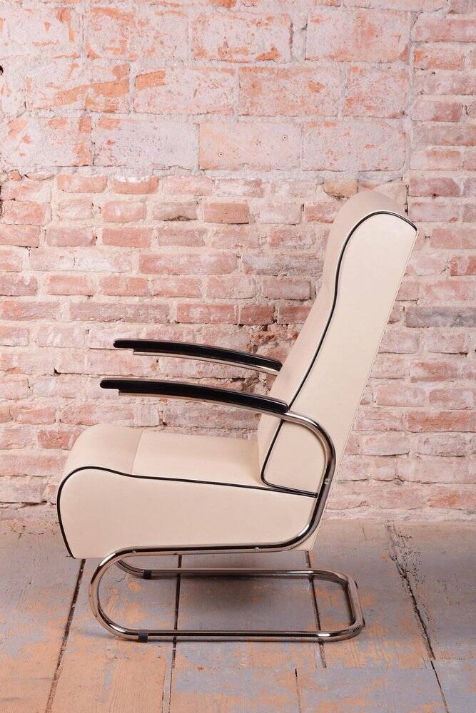 Bauhaus FN24 Armchairs in Leather attributed to Mücke-Melder, Czech, 1930s, Set of 2