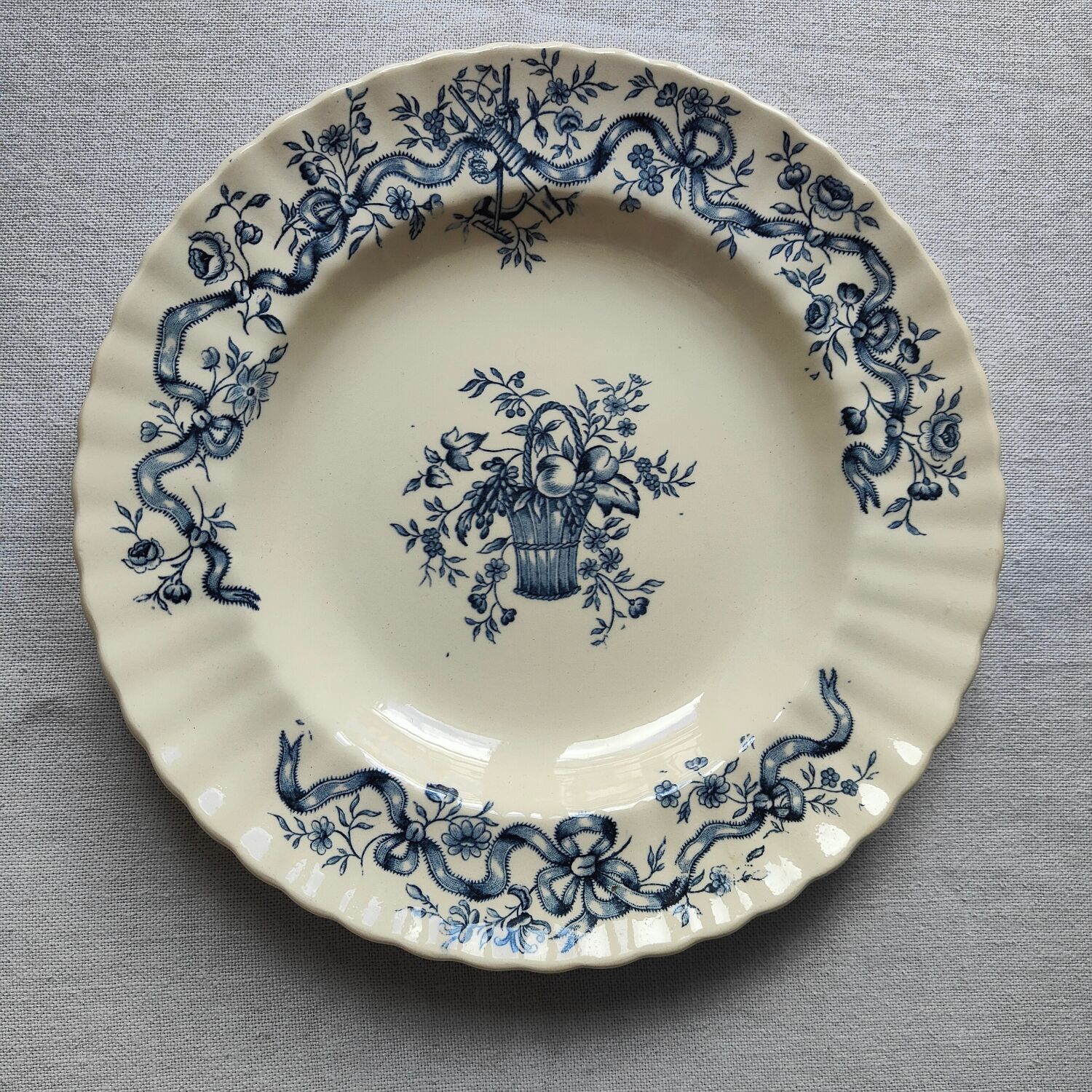 Ironstone plate Longchamp