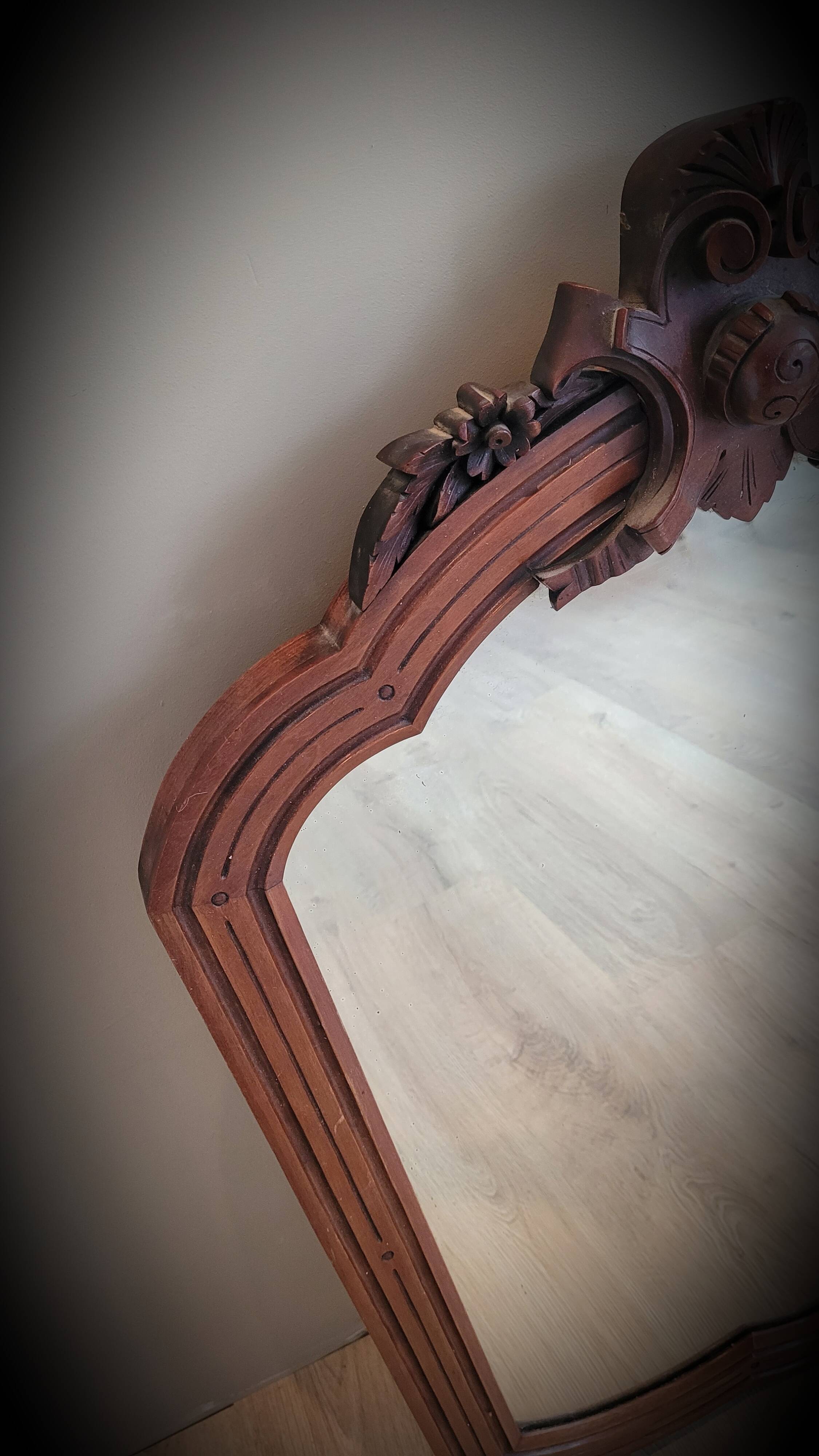 62x92 wooden totem mirror