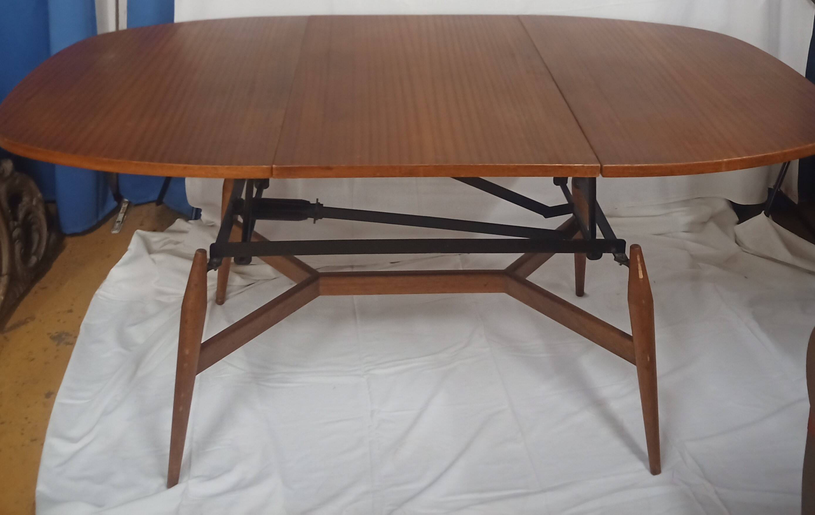 Table basse scandinave relevable smorrebrod