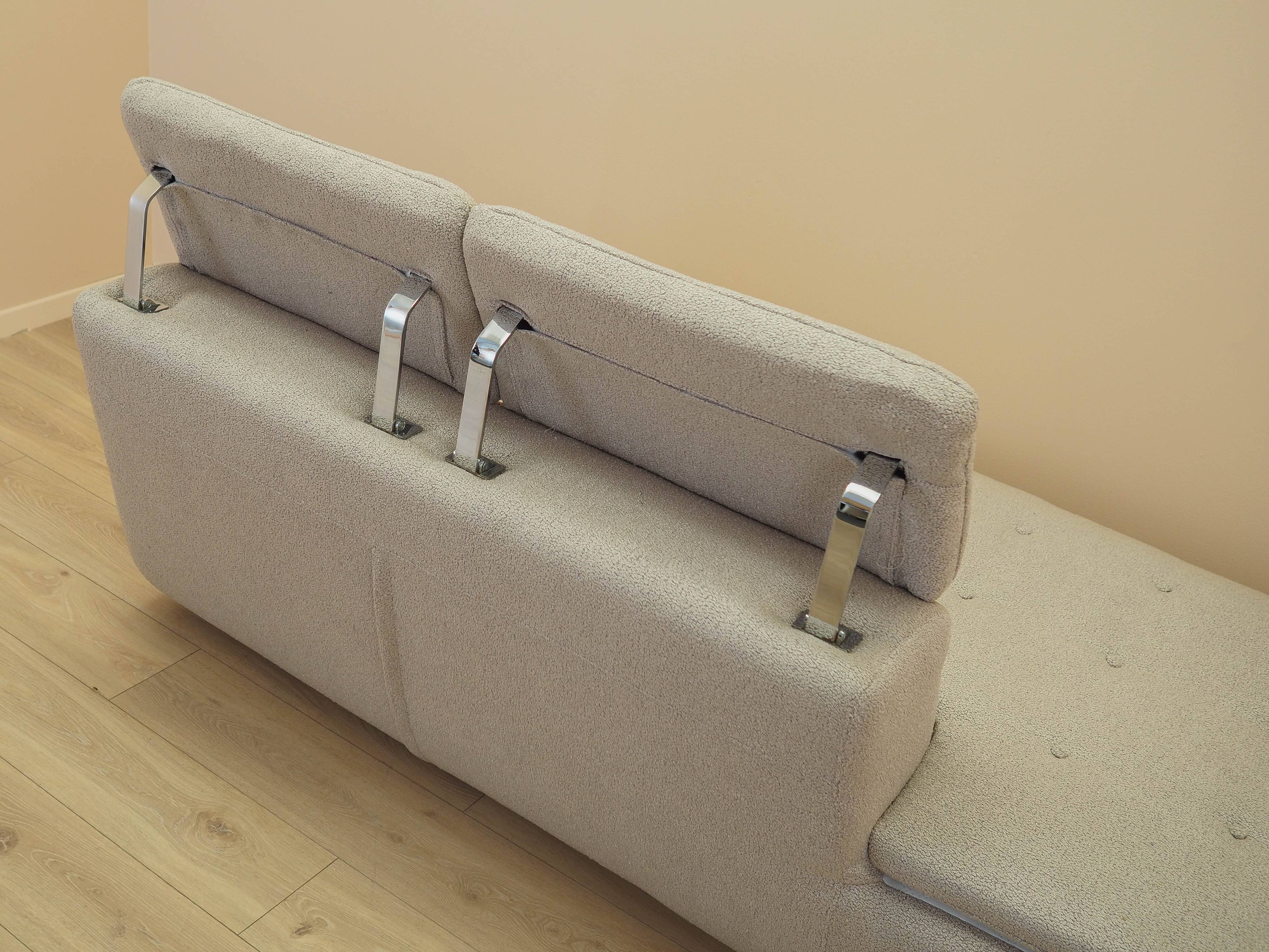 Beige sofa, Italian design, 1980s, made in Italy
