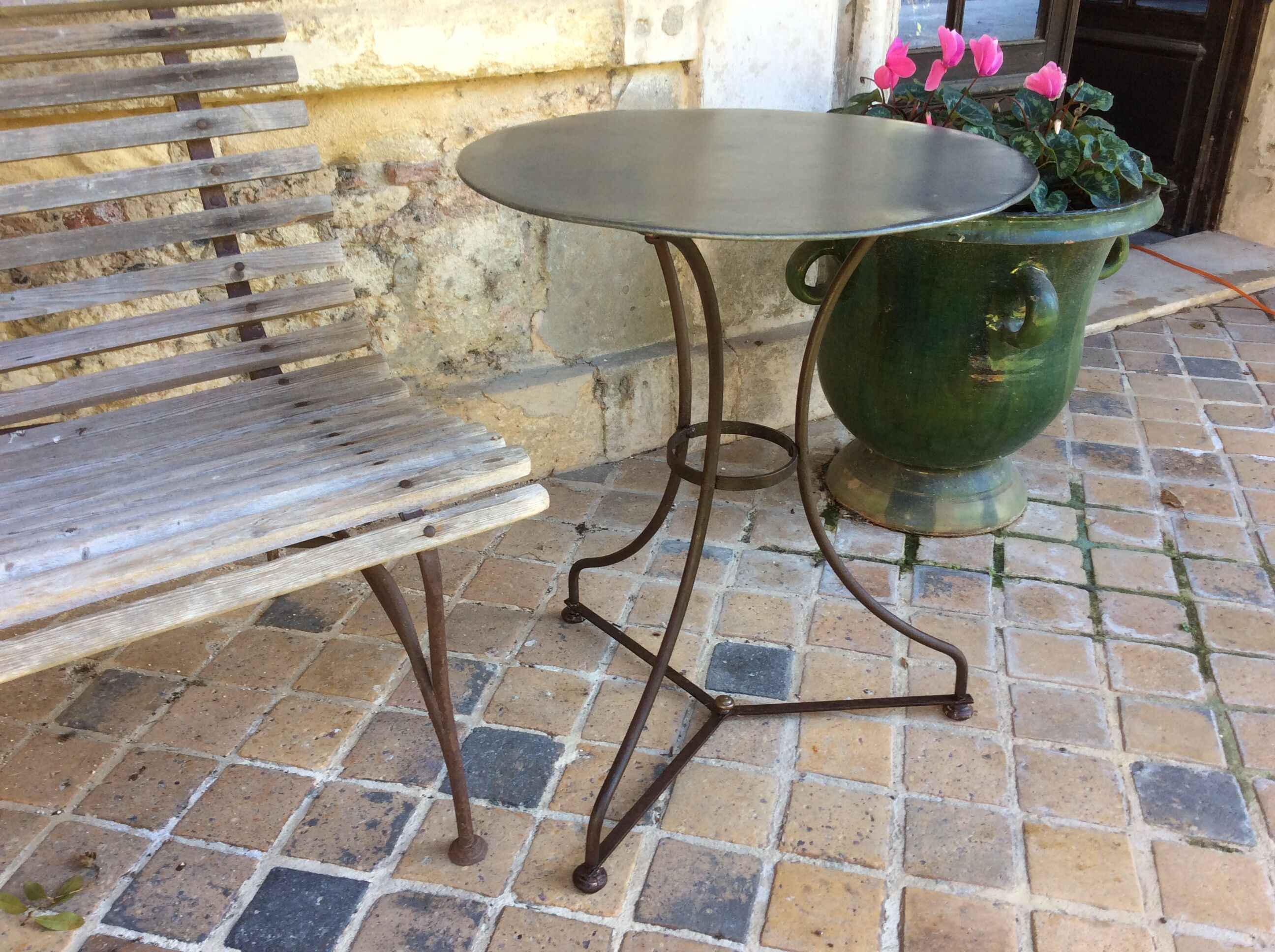 Garden table