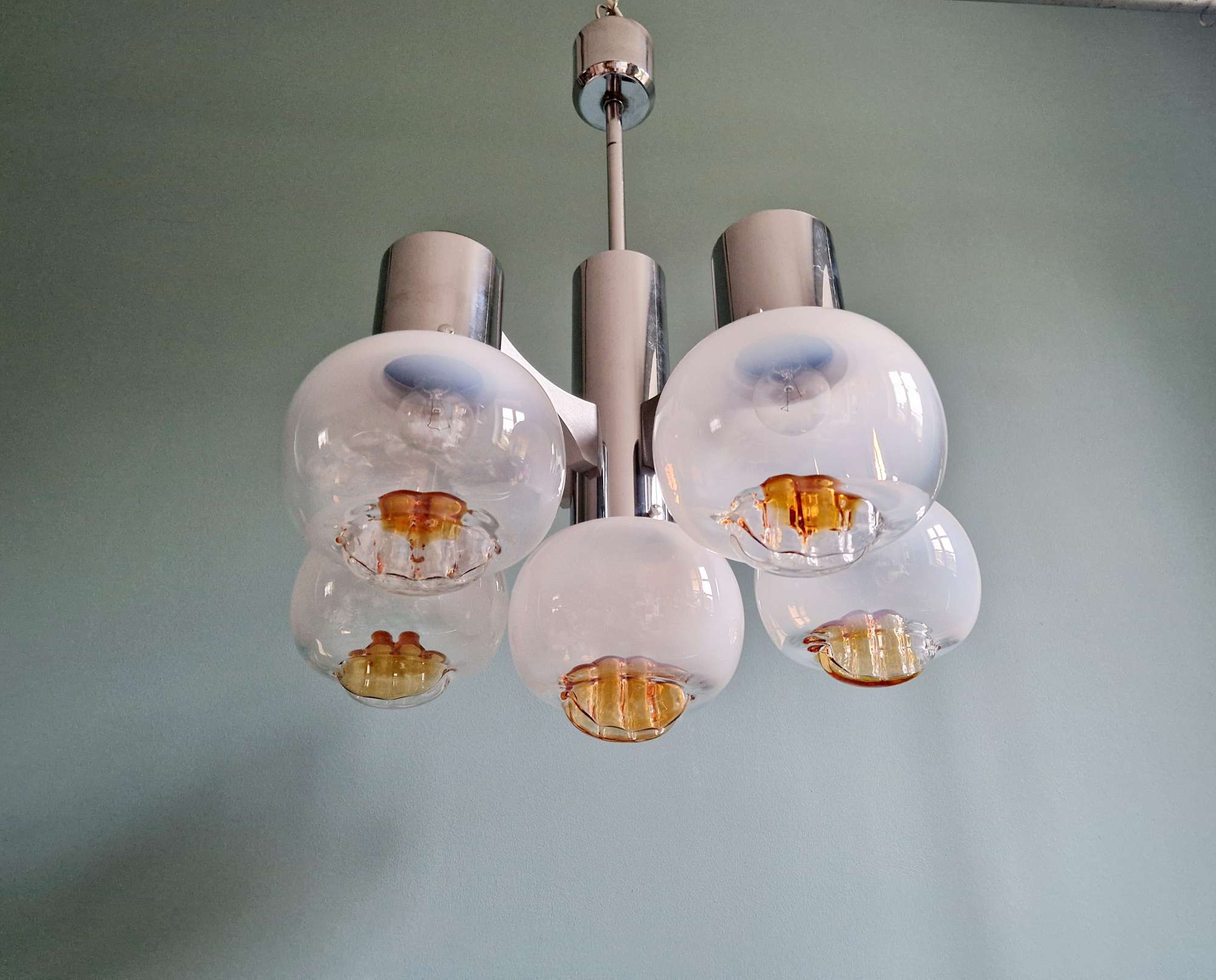 Lustre Mazzega en verre de Murano et métal chromé, années 70